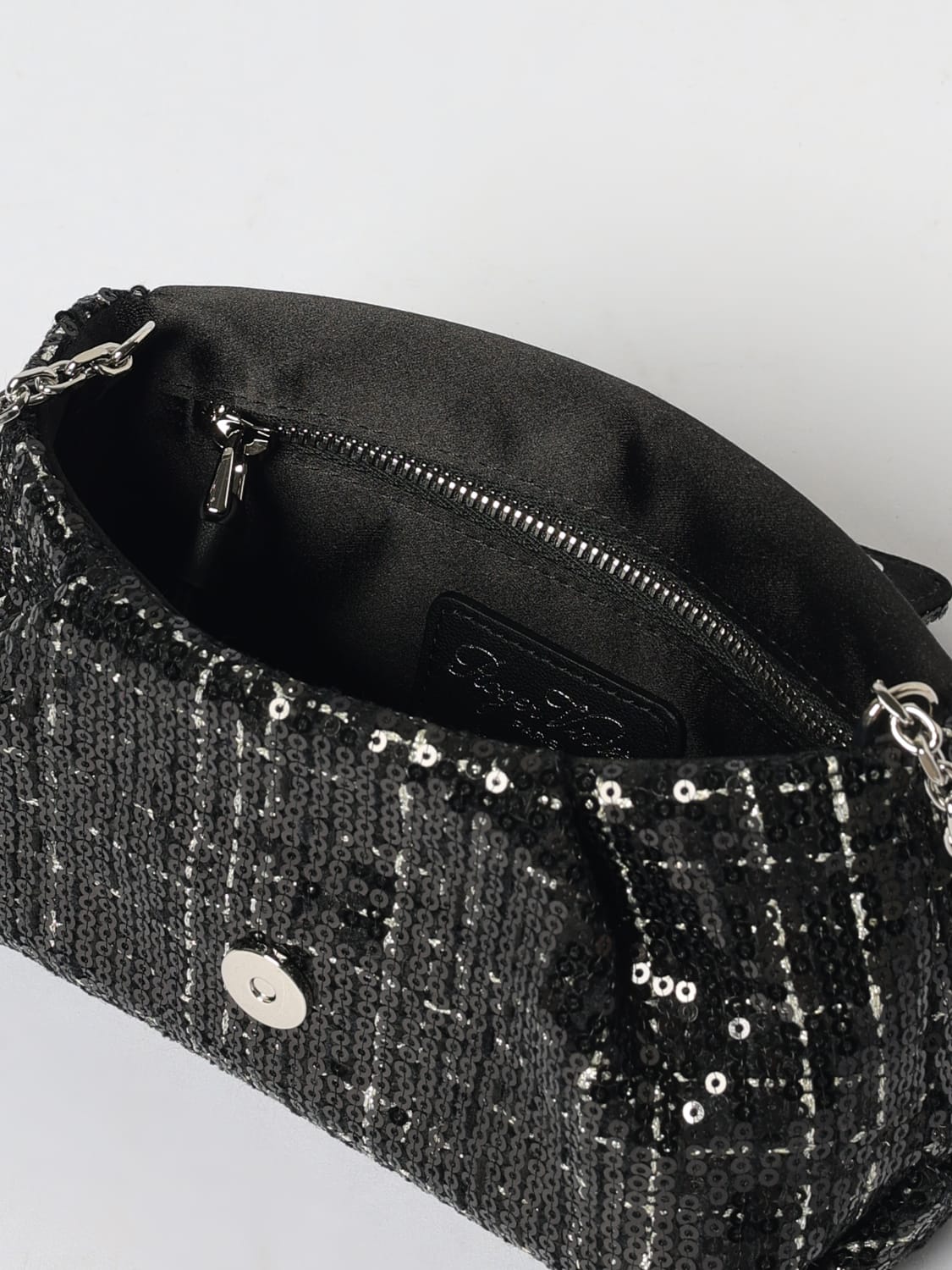 ROGER VIVIER BORSA MINI: Pochette Efflorescence Micro Roger Vivier in paillettes ricamate con fibbia gioiello , Nero - Img 4
