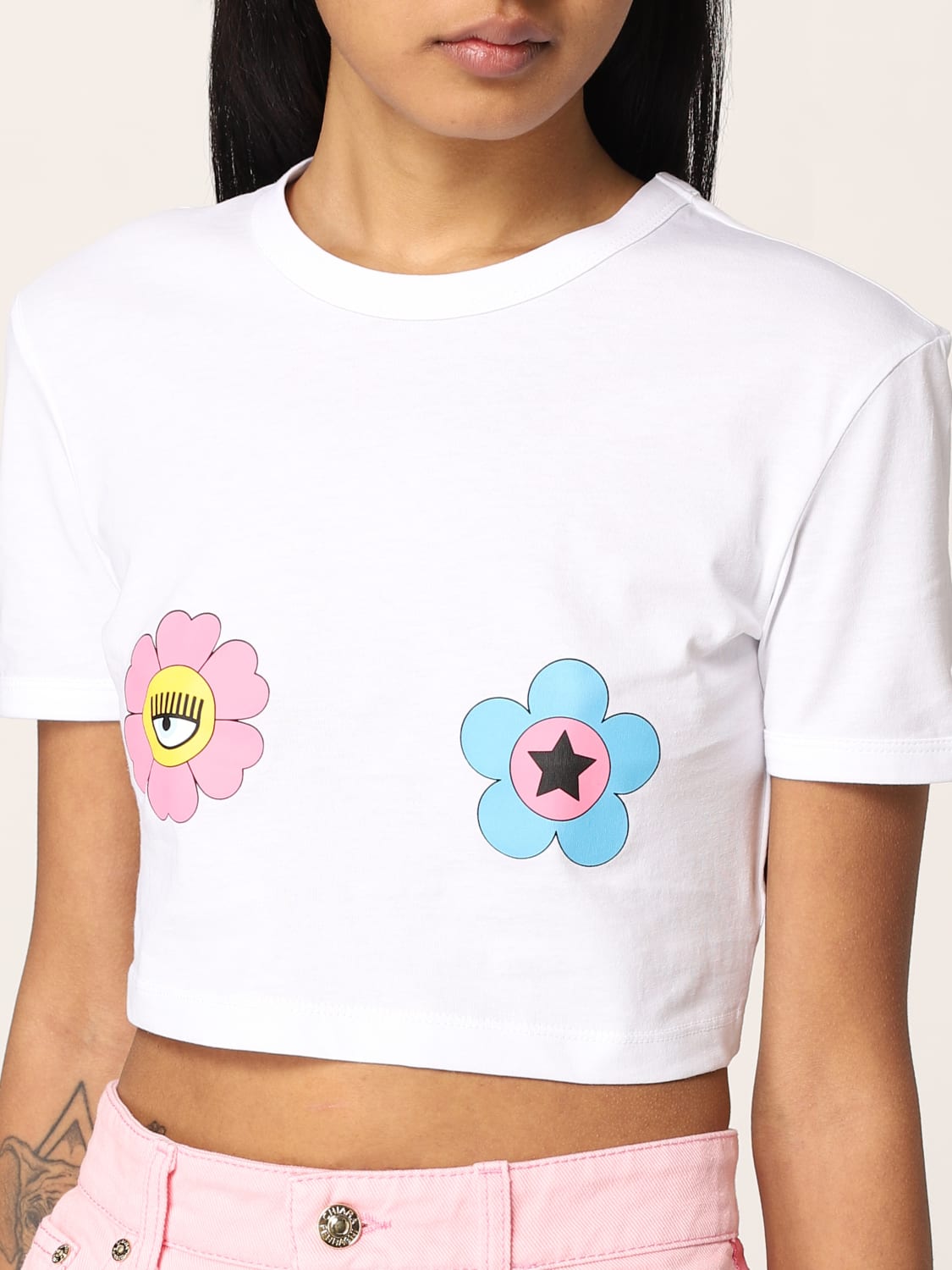 Chiara Ferragni Outlet: cropped T-shirt with Eyestar flowers print - White | Chiara Ferragni t-shirt 72CBHT04CJT00 online at GIGLIO.COM