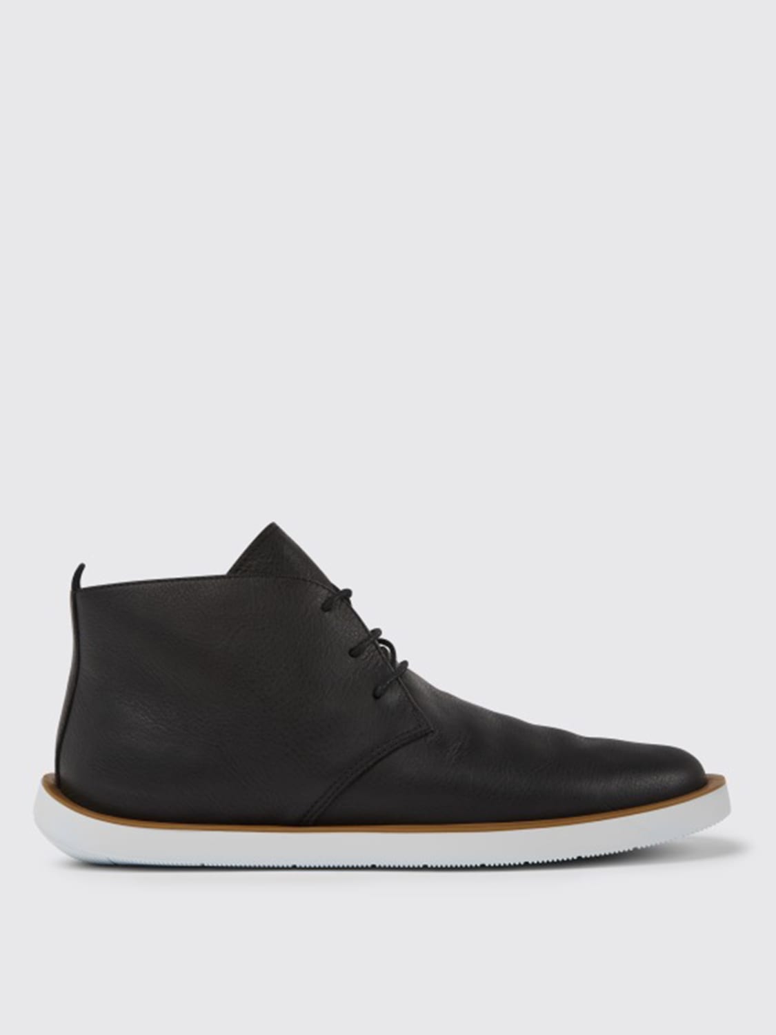 CAMPER CHUKKA BOOTS: Wagon Camper ankle boots in calfskin, Black - Img 1