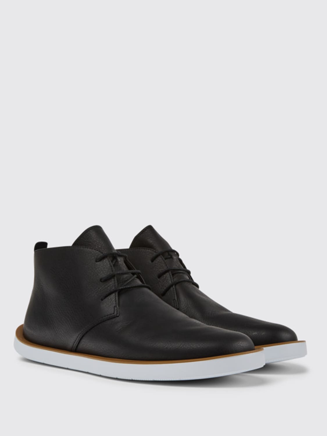 CAMPER CHUKKA BOOTS: Wagon Camper ankle boots in calfskin, Black - Img 2