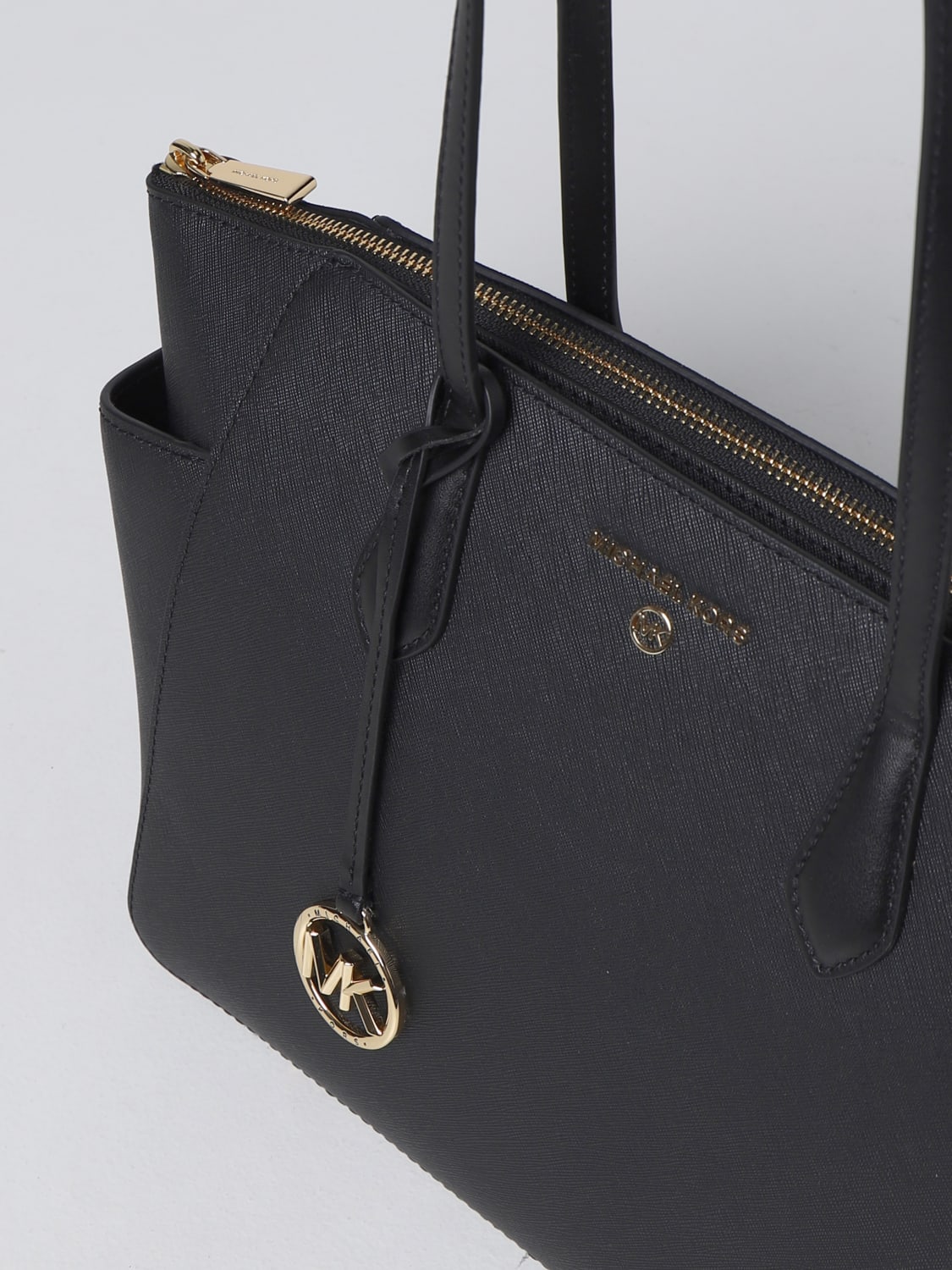 トートバッグ Michael Kors Woman Tote bags Black 30S2G6AT2L 001 Marilyn Medium Saffiano Leather Tote Bag | Michael Kors [US]