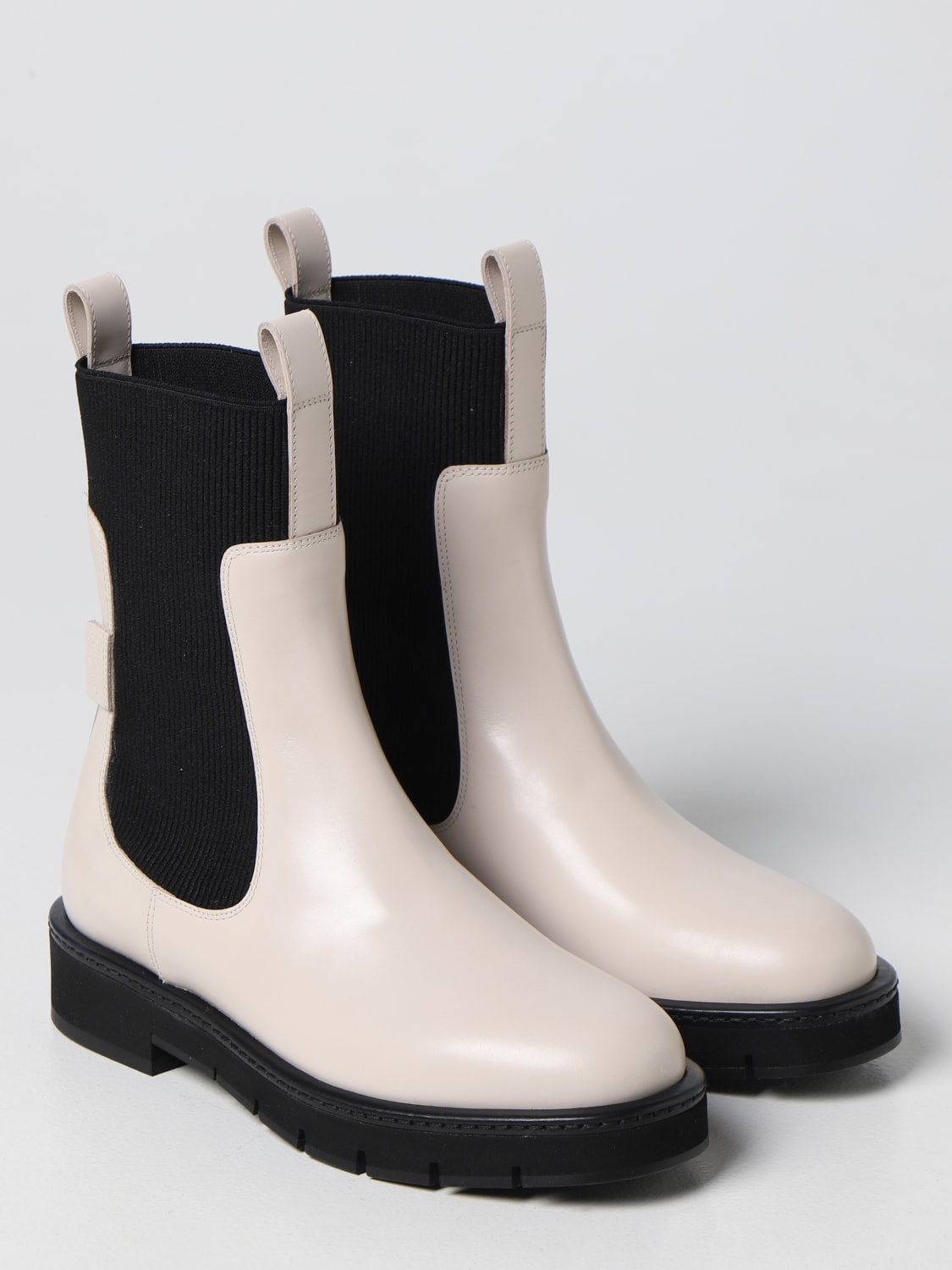 FERRAGAMO FLAT ANKLE BOOTS: Ferragamo Rook leather ankle boots, White - Img 2