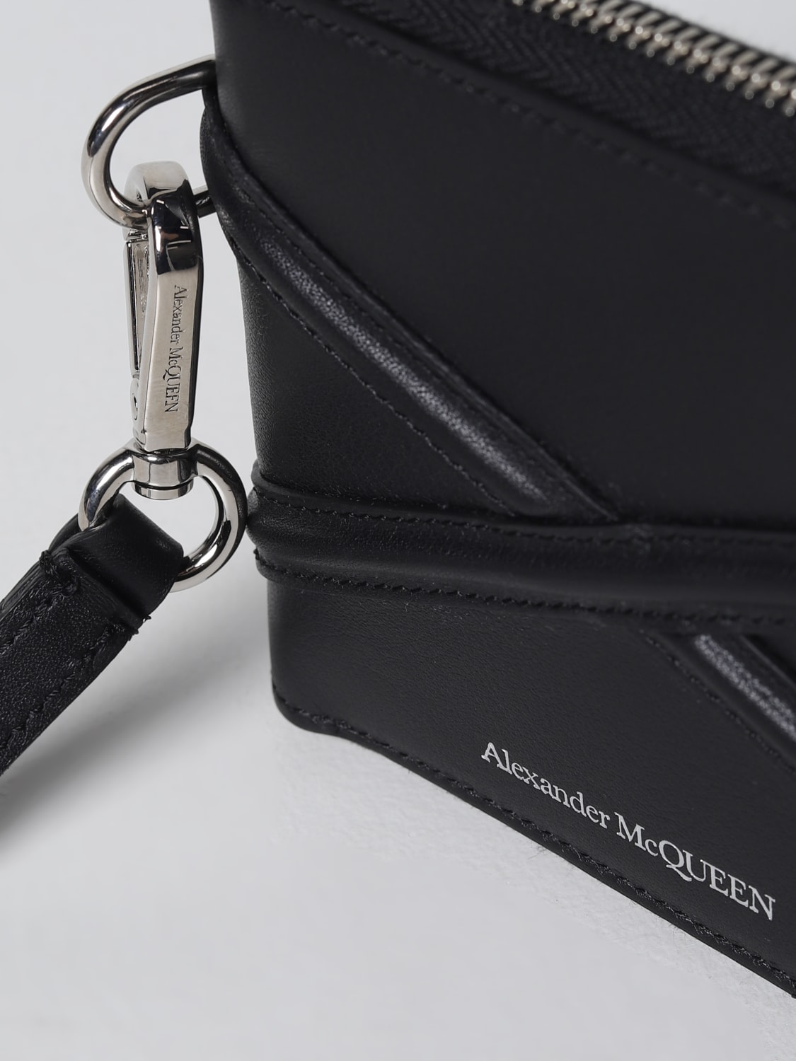 ALEXANDER MCQUEEN：財布 メンズ - ブラック | GIGLIO.COM
