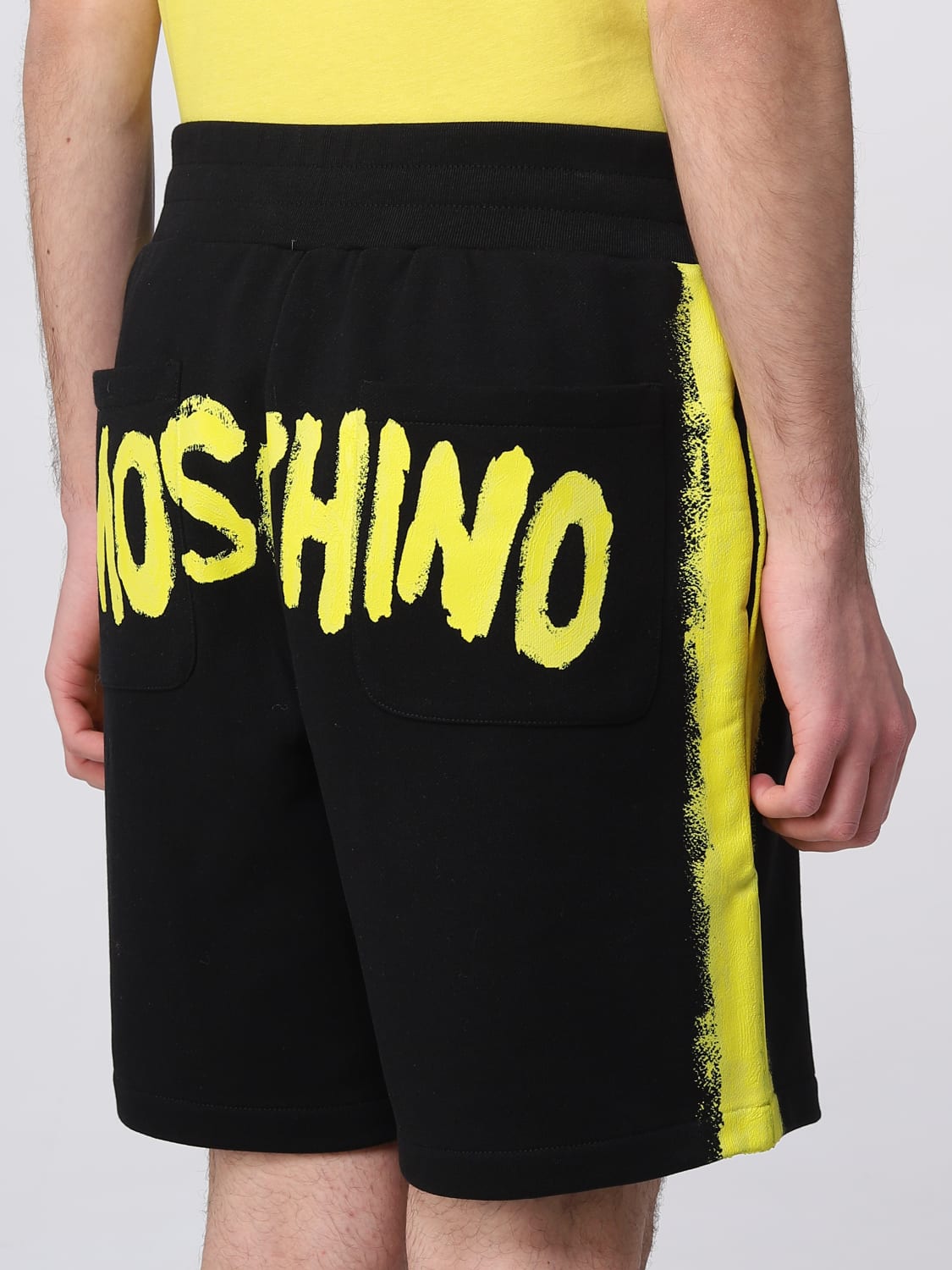 MOSCHINO COUTURE ショートパンツ: パンツ メンズ Moschino Couture, ブラック - Img 4