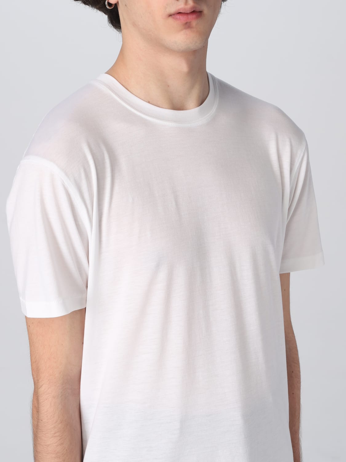 TOMFORD ショトスリフクルネックTシャツ JCS004JMT002S23 FG461 TOM FORD: T-shirt men - Cream | Tom Ford t-shirt