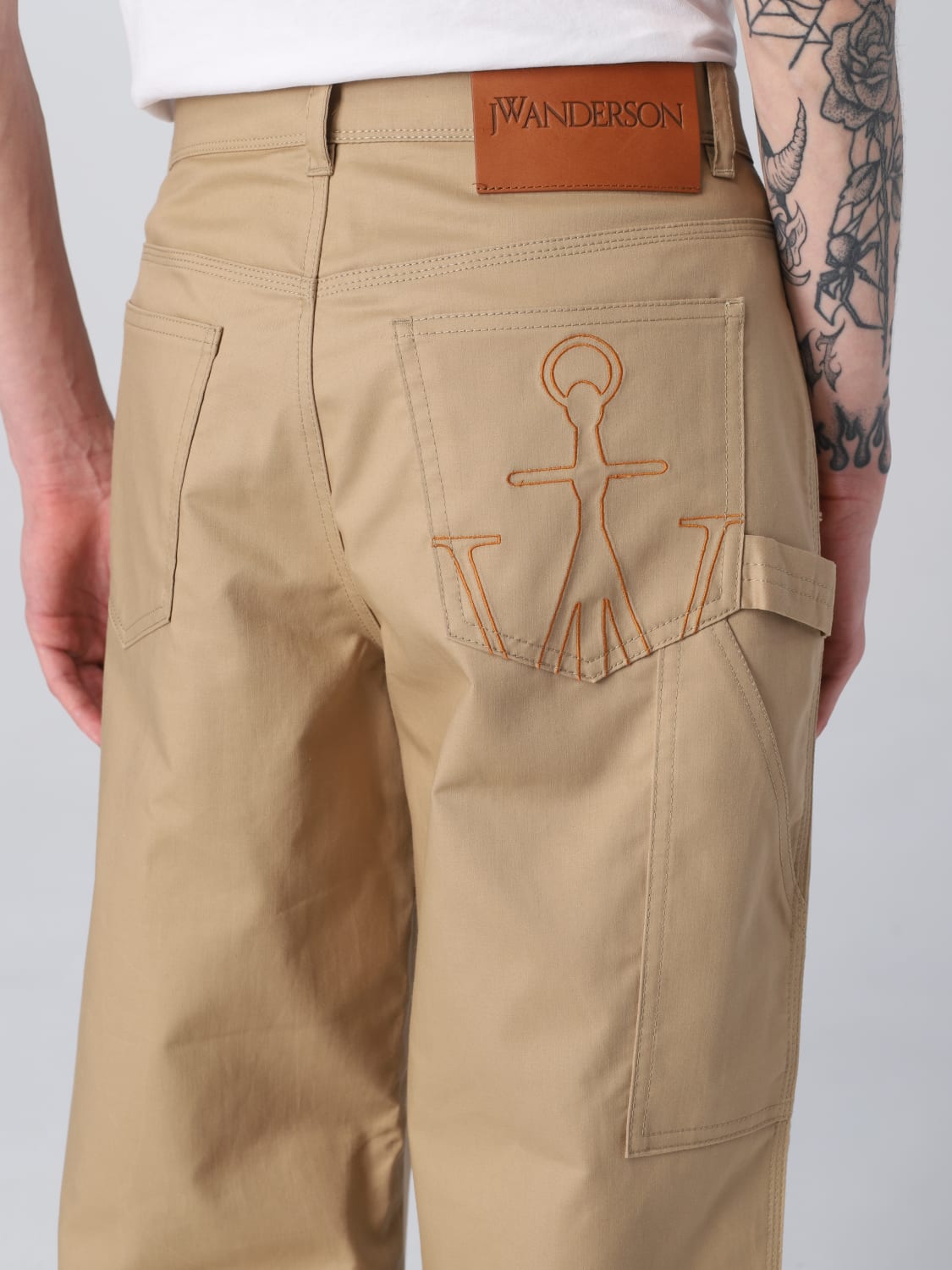 JW ANDERSON PANTALONE: Pantalone JW Anderson in gabardine di cotone, Beige - Img 4