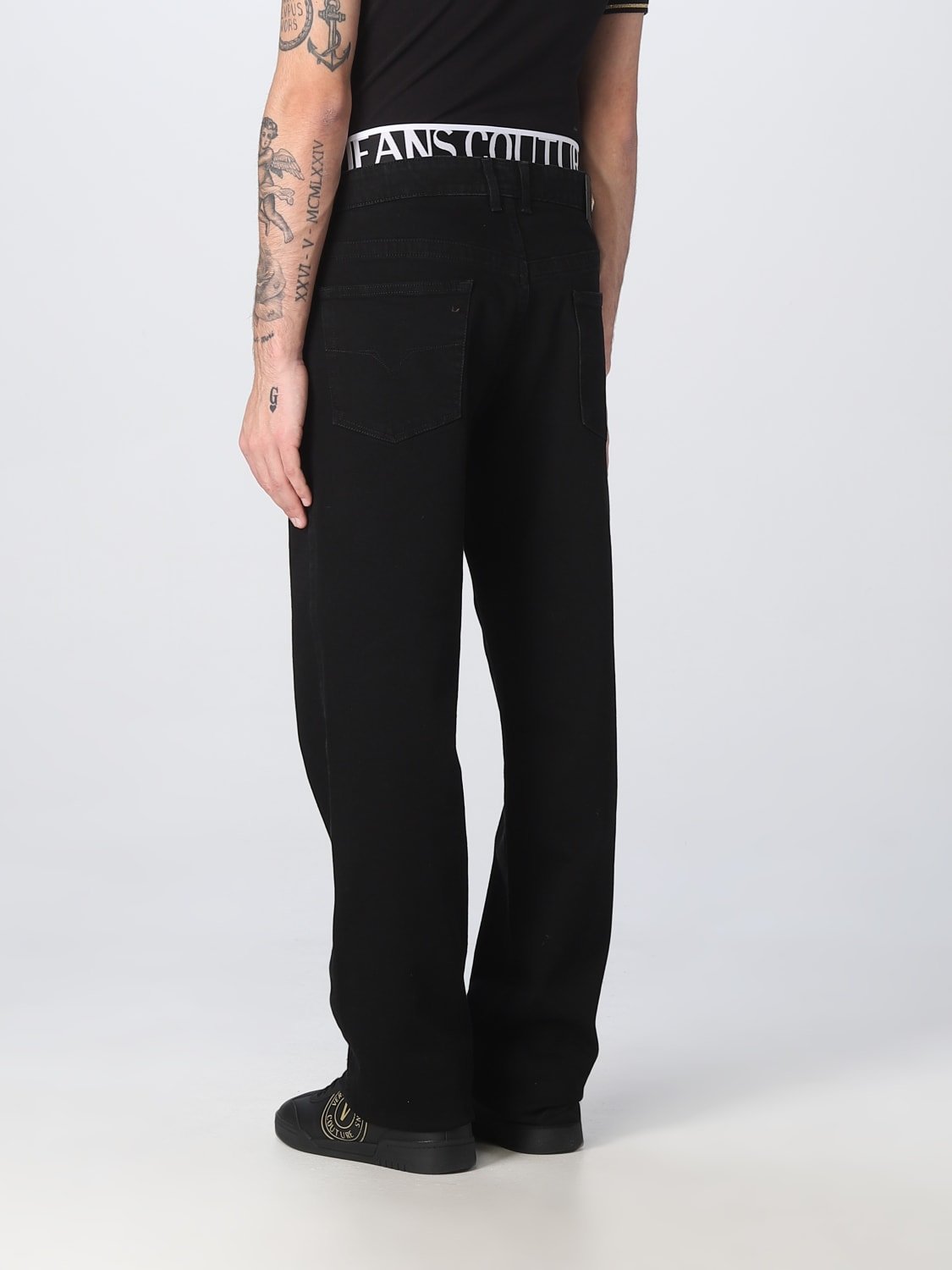 Outlet de Versace Jeans Couture Pantalon hombre Negro Jeans Versace Jeans Couture 74GAB51274UP512 en linea en GIGLIO.COM