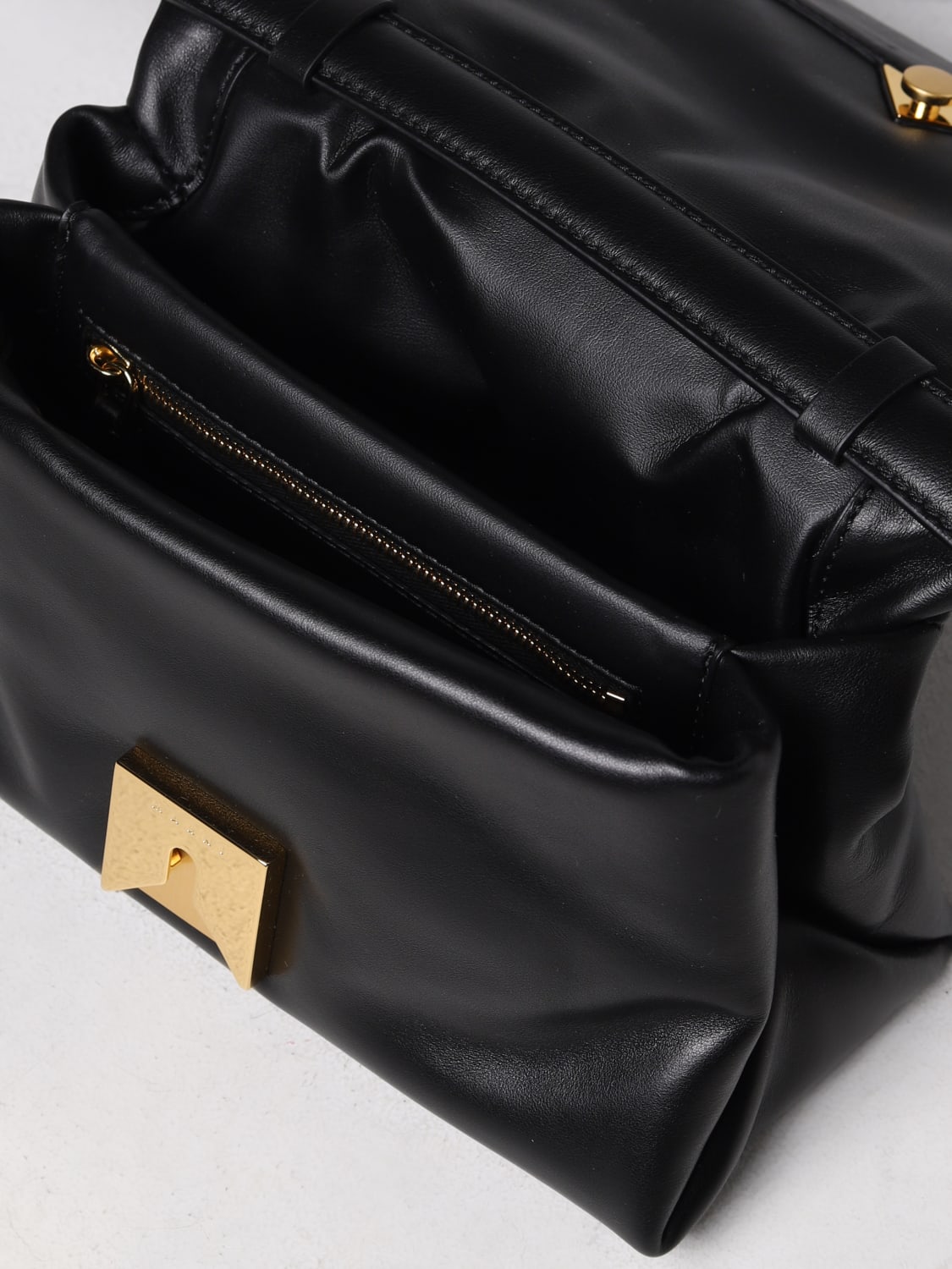 ショルダーバッグ・ポシェット MARNI Woman Crossbody bags Black SBMP0122UOP5298 00N99 Black crossbody bag with shoelace strap | Marni