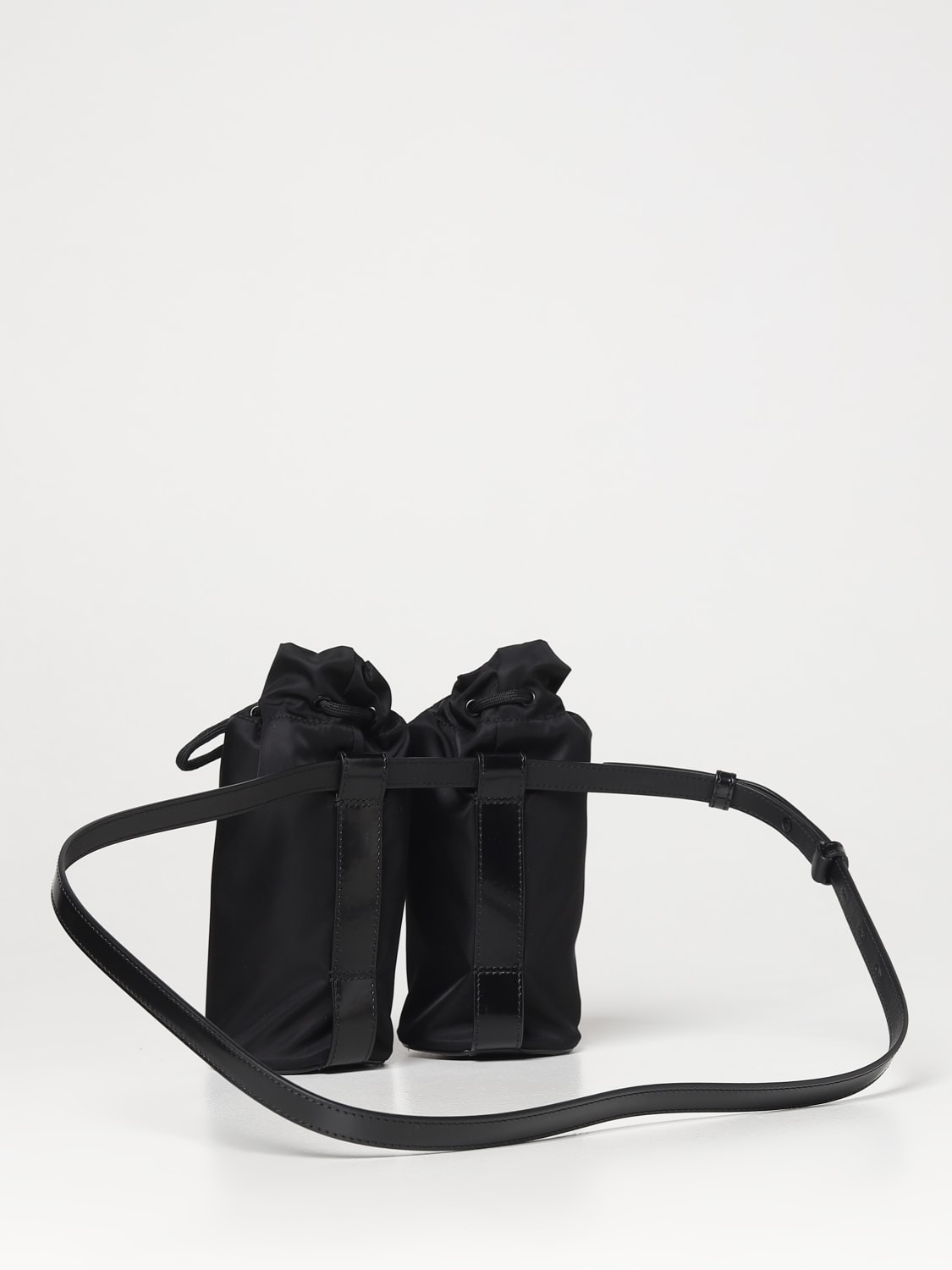 ショルダーバッグ FERRAGAMO Men Shoulder bag Black 760508 NERO Ferragamo Outlet: Bags men - Black | Ferragamo shoulder bag