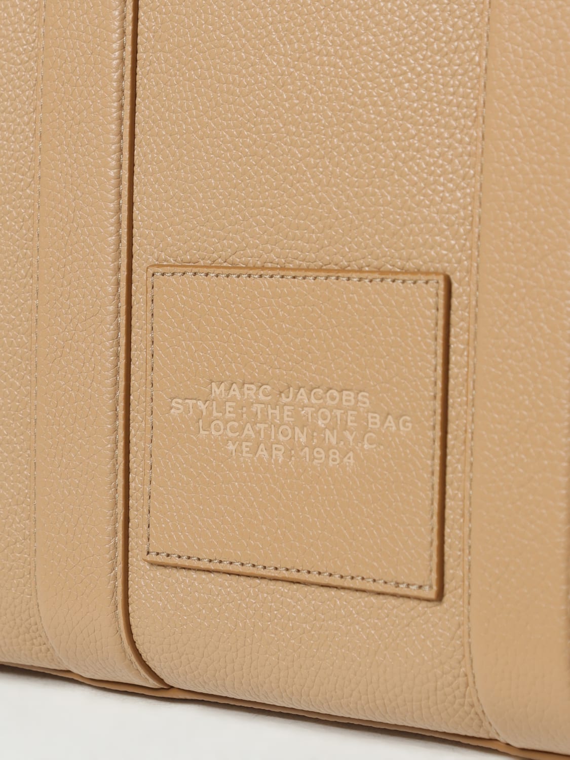MARC JACOBS TOTE BAG: Marc Jacobs The Tote Bag in grained leather, Camel - Img 3