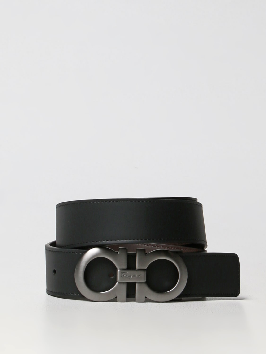 FERRAGAMO BELT: Ferragamo Gancini belt in rubberized leather, Black - Img 1