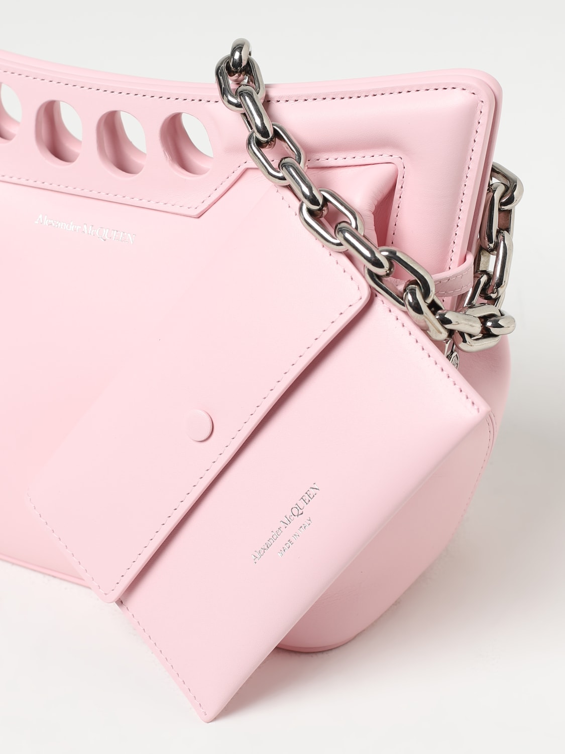 ハンドバッグ ALEXANDER MCQUEEN Woman Handbag Pink 7430911BLGG 5723 McQueen Outlet: The Peak leather bag with shoulder strap