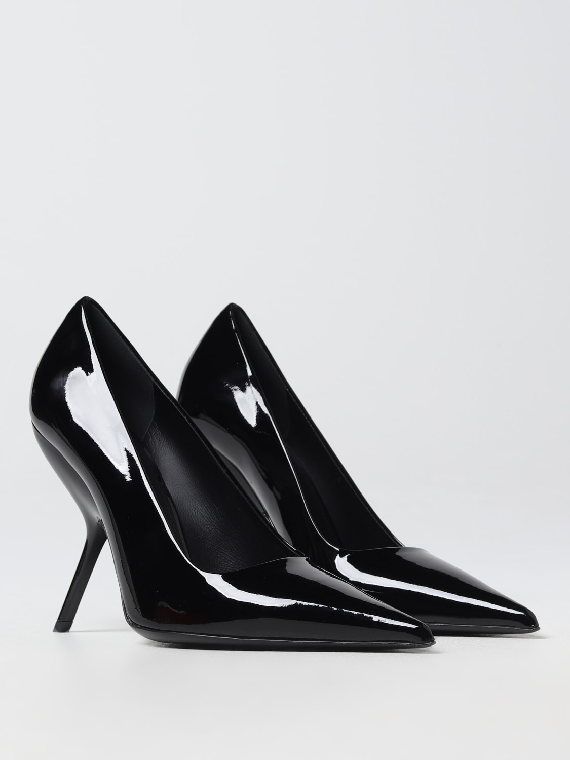 FERRAGAMO PUMPS: Ferragamo Eva patent pumps, Black - Img 2