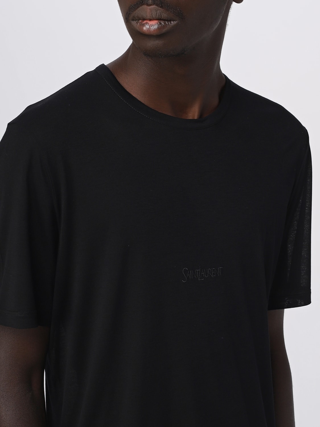 【SAINT LAURENT】embroidered logo short sleeve T-shirt Logo embroidered T-shirt in black - Saint Laurent | Mytheresa