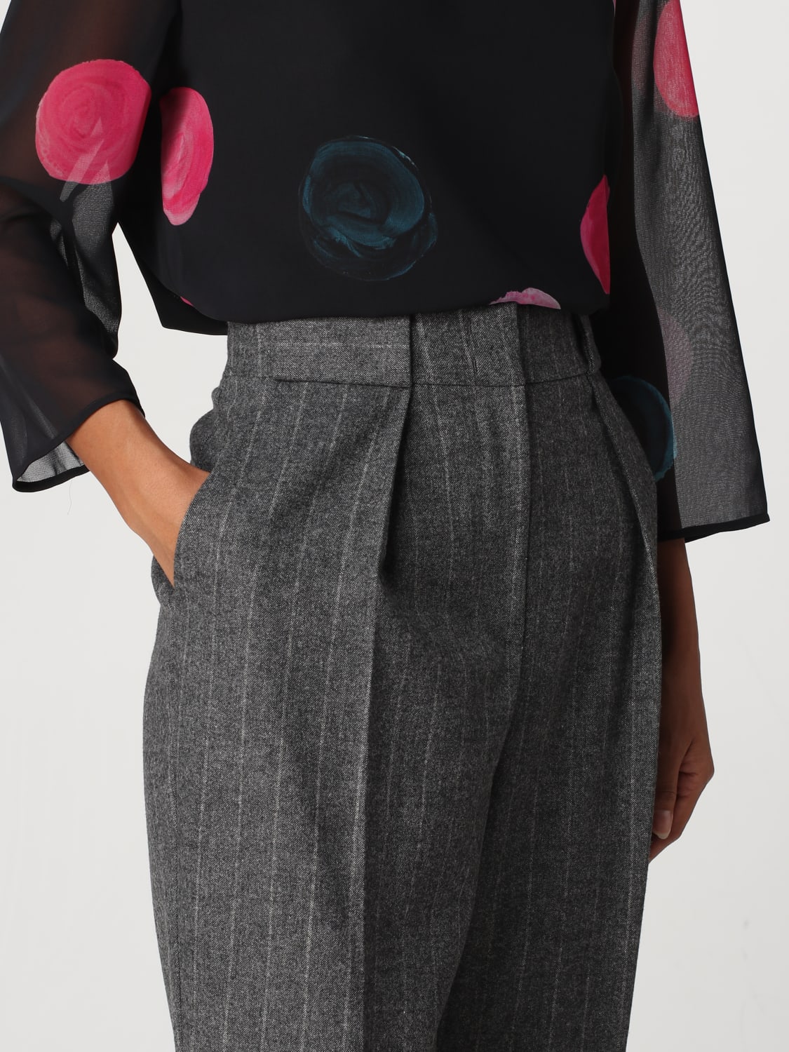 パンツ EMPORIO ARMANI Woman Pants Multicolor H4NP1A2NWAZ 010 Emporio Armani Outlet: Pants woman - Multicolor | Emporio
