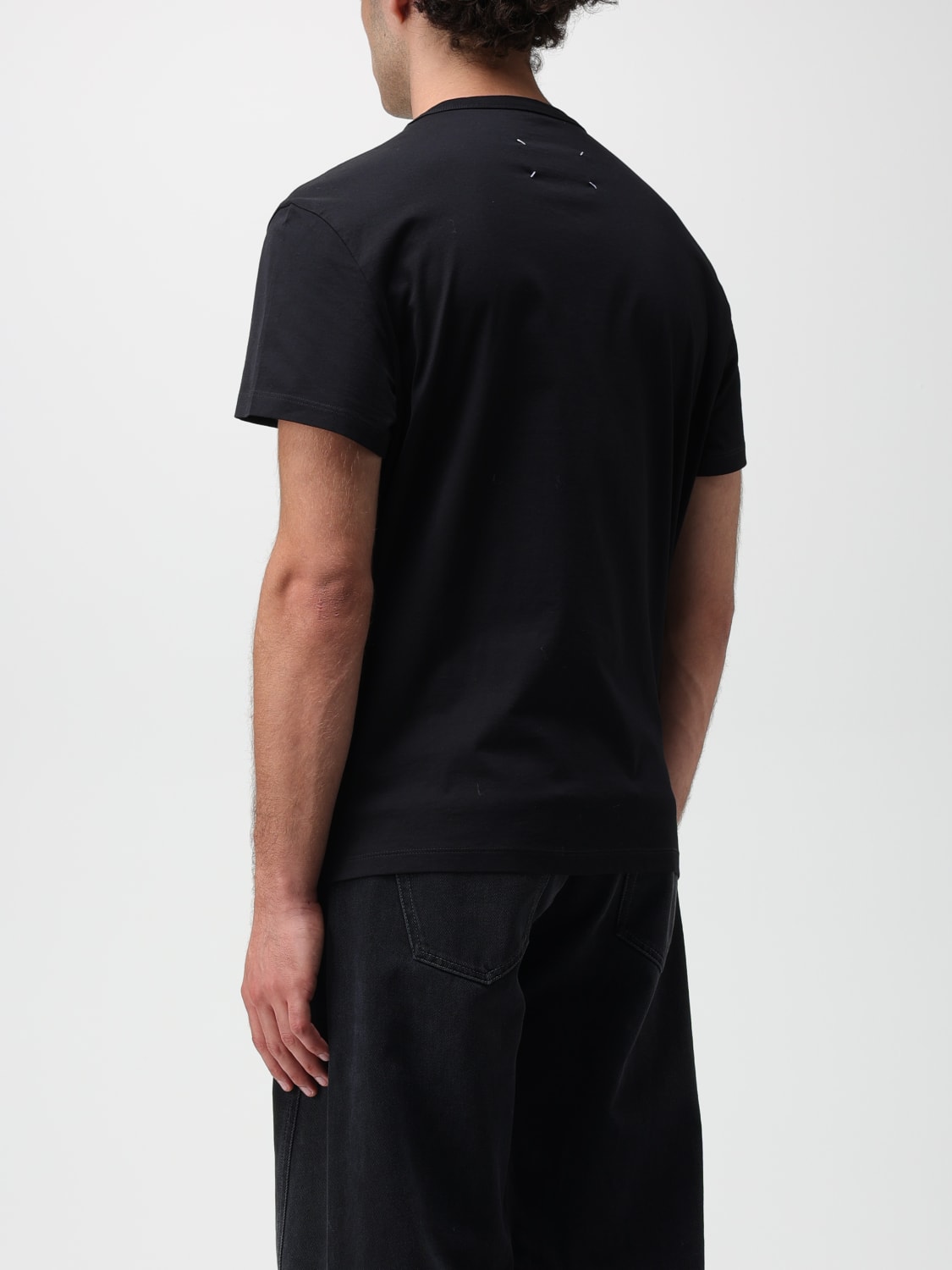 MAISON MARGIELA：Tシャツ メンズ - ブラック | GIGLIO.COM