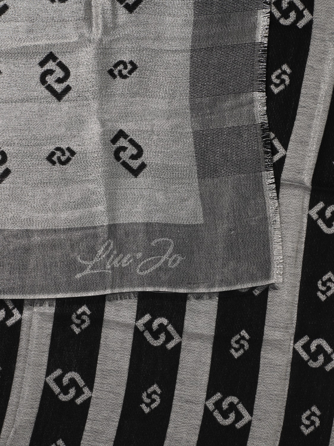 スカーフ LIU JO Woman Neck scarf Grey 2F3075T0300 03F94 Liu Jo Outlet: Neck scarf woman - Grey | Liu Jo neck scarf