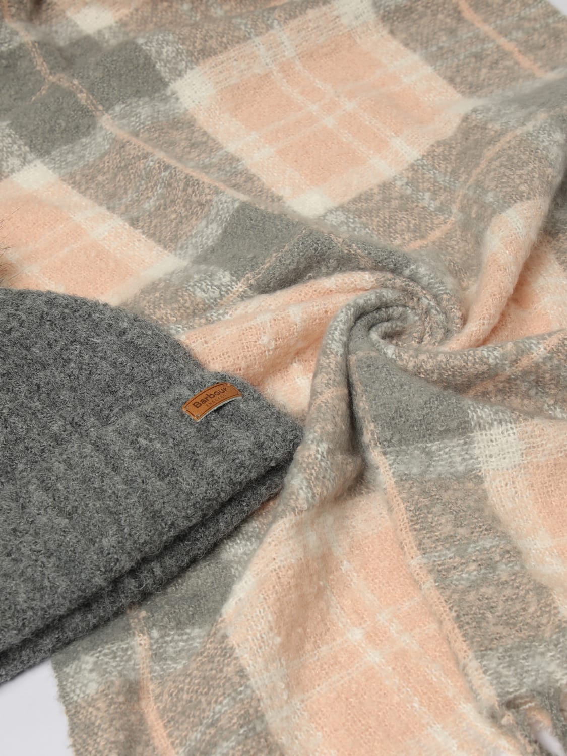 BARBOUR SET ACCESSORI: Set cappello + sciarpa Barbour in tessuto riciclato, Grigio - Img 3