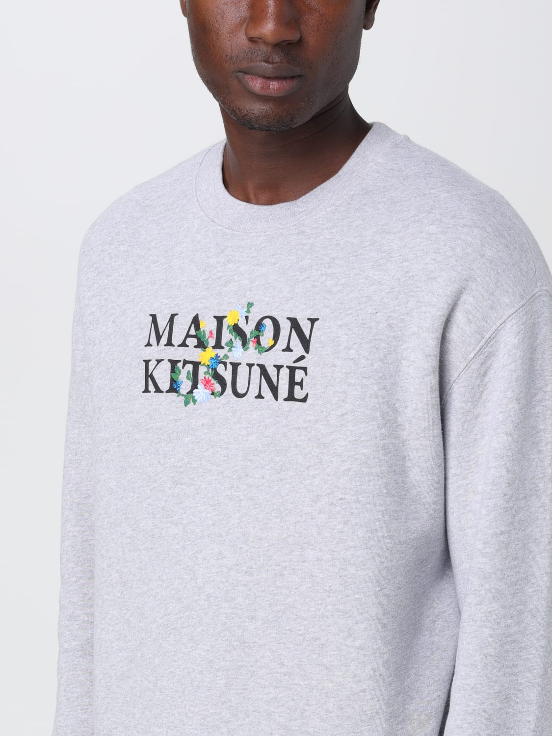 MAISON KITSUNÉ FELPA: Felpa Maison Kitsuné in cotone con logo e ricamo, Grigio - Img 4