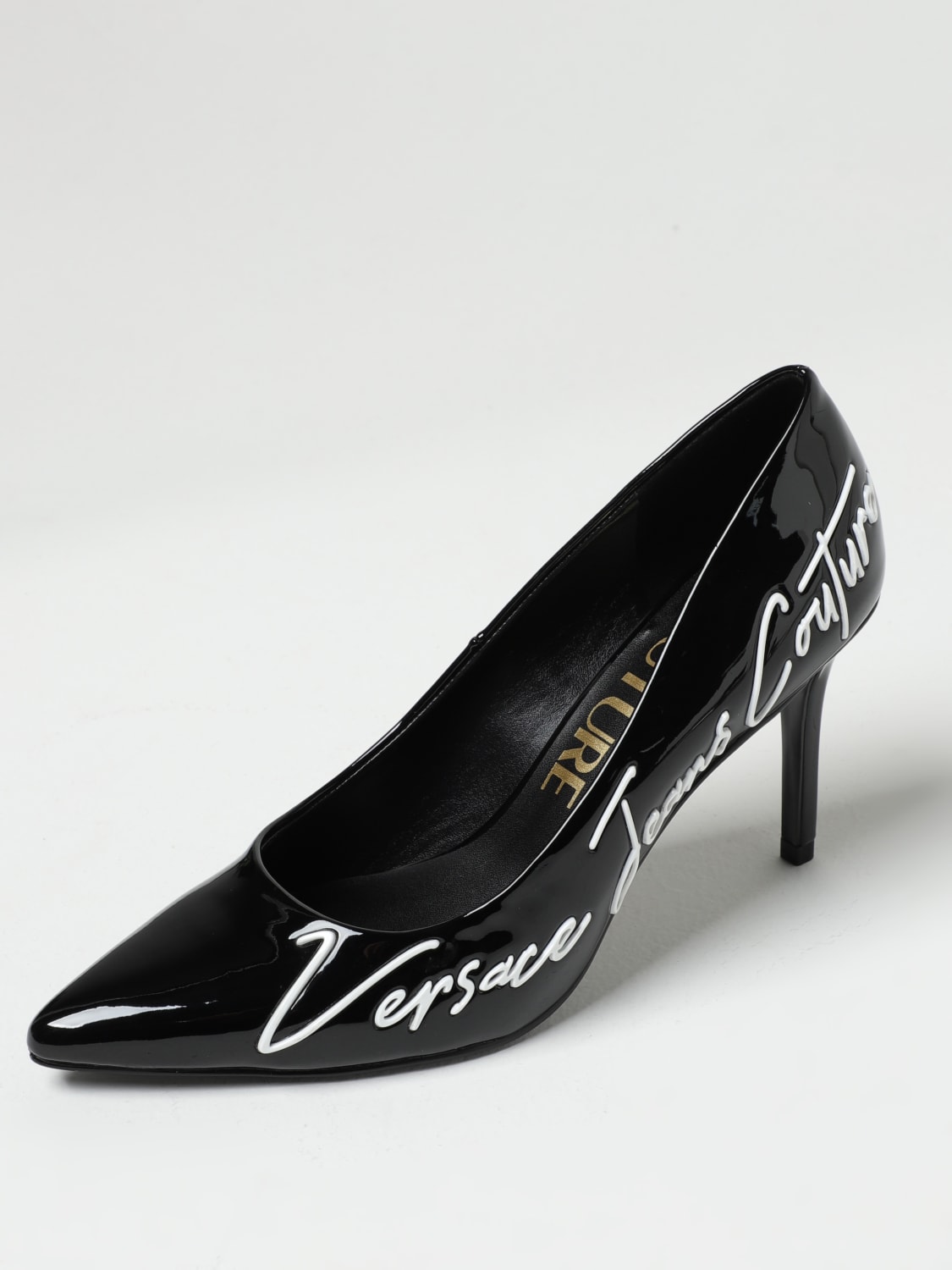 VERSACE JEANS COUTURE PUMPS: Versace Jeans Couture patent pumps with embossed logo, Black - Img 4