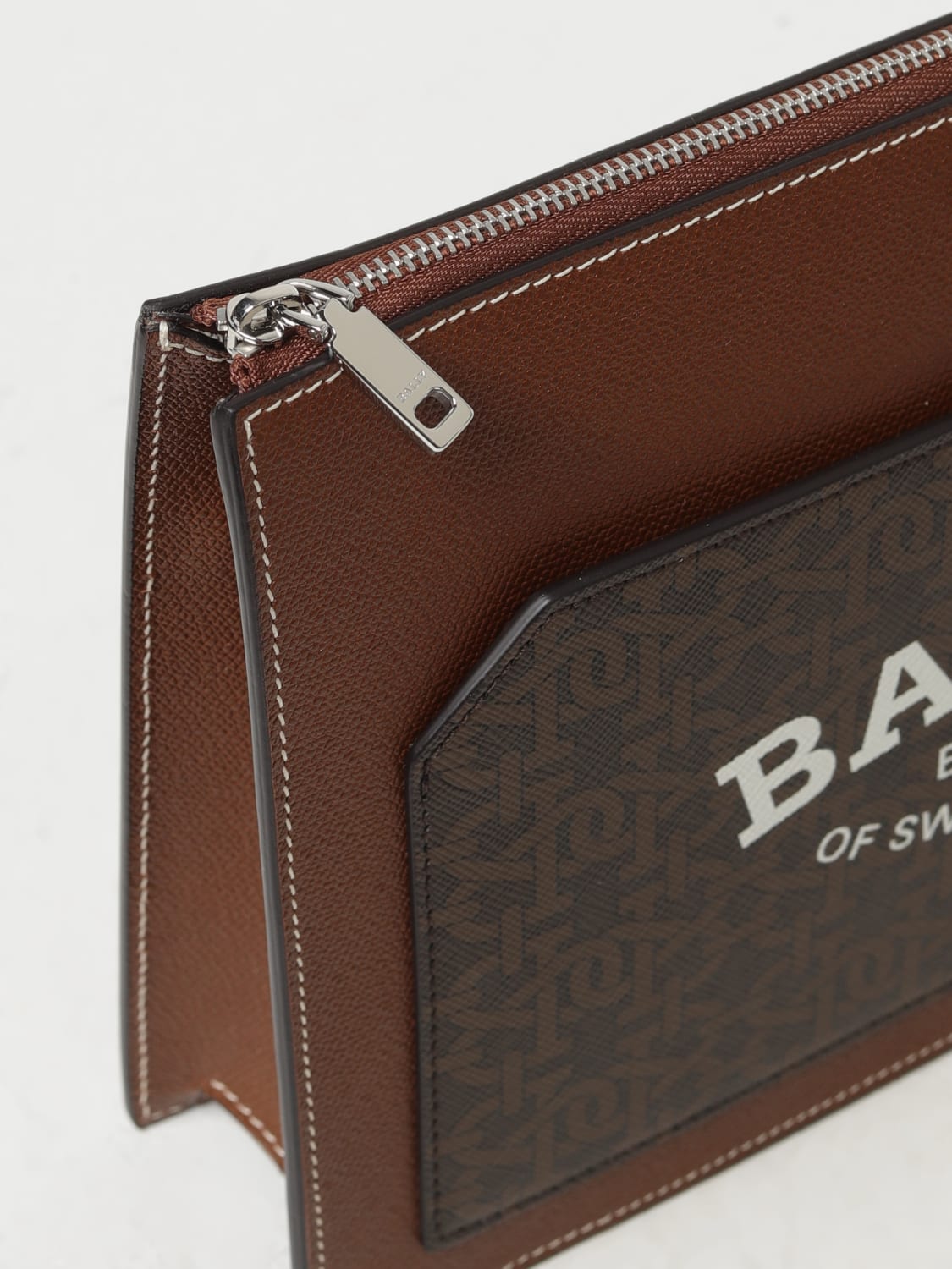 BALLY: bag in grained leather - Leather | Bally shoulder bag