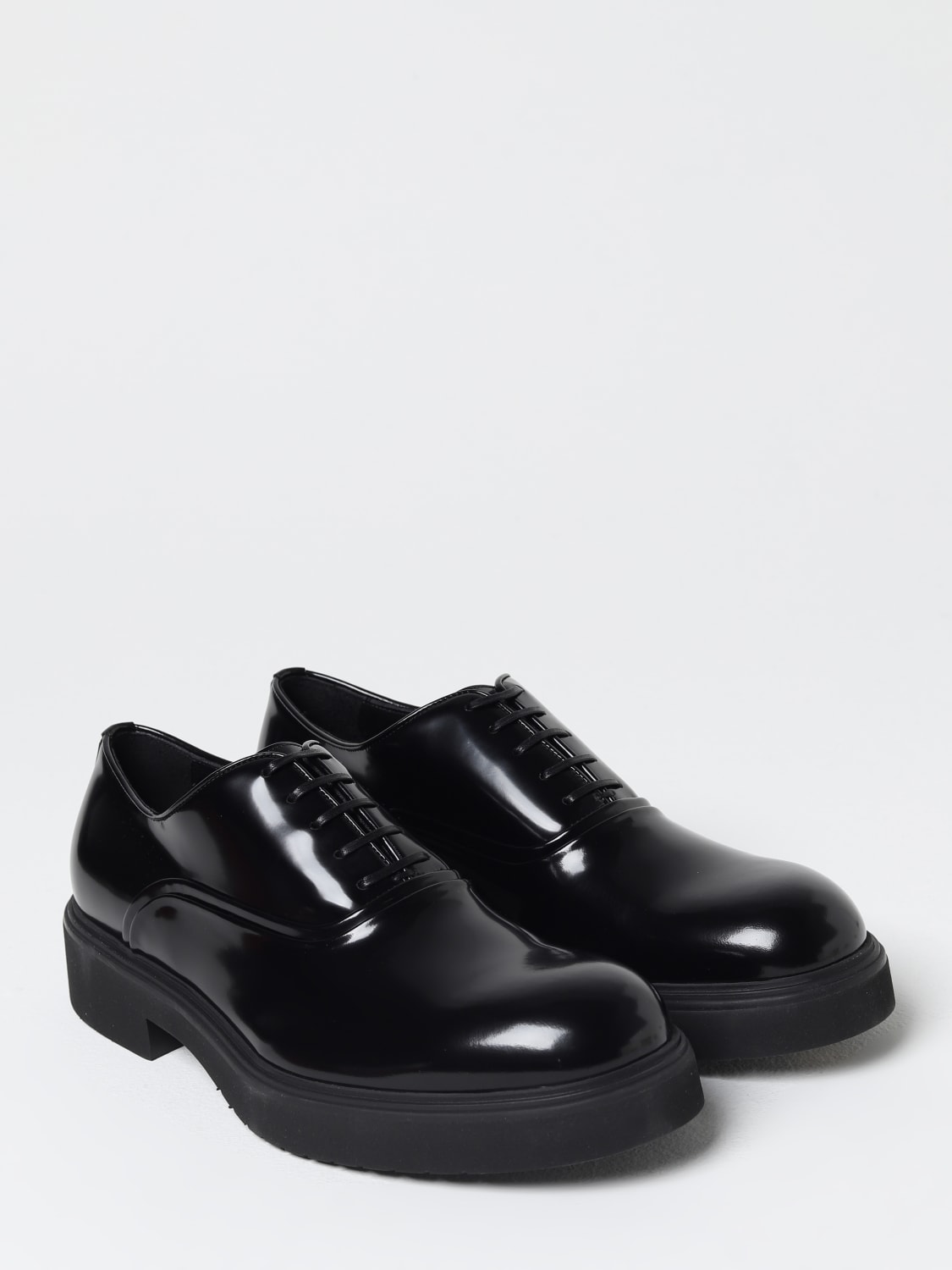 FERRAGAMO BROGUE SHOES: Ferragamo Fiorino derby in brushed leather, Black - Img 2