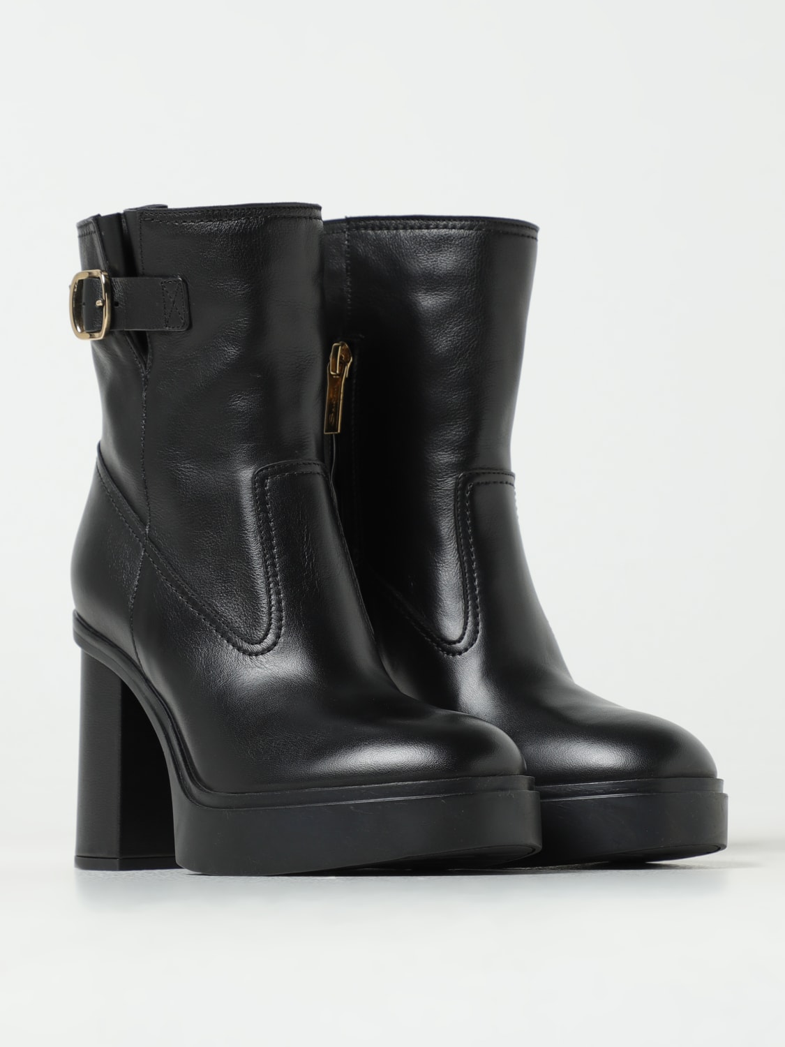 Santoni Outlet Chaussures femme Noir Bottines A Talons Santoni WTAE70513HK2TLGA en ligne sur GIGLIO.COM