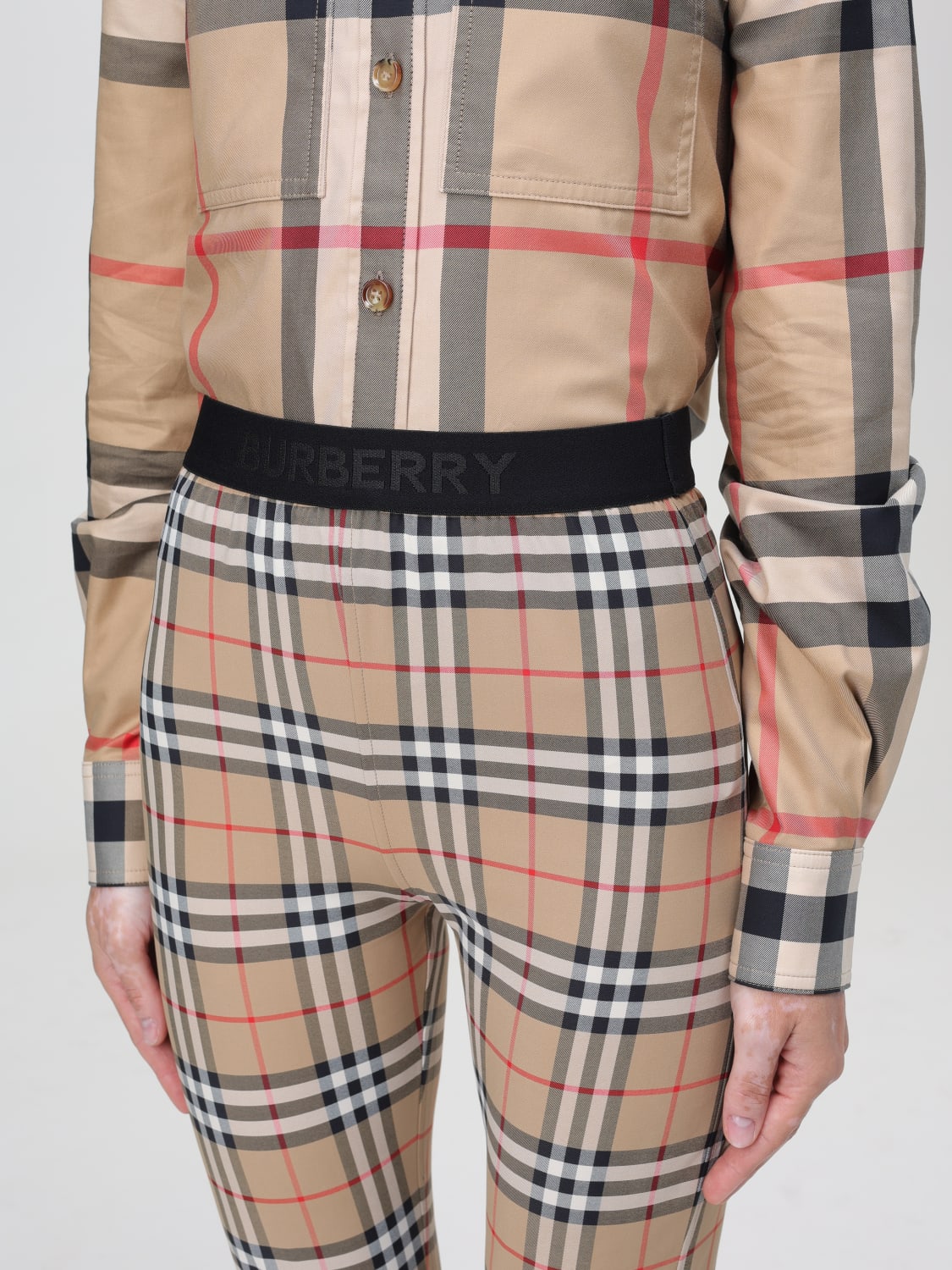 スパッツ・レギンス BURBERRY Women Leggings 8049478 A7028 Beige 8EE7031E-DA87-48E2-A560-