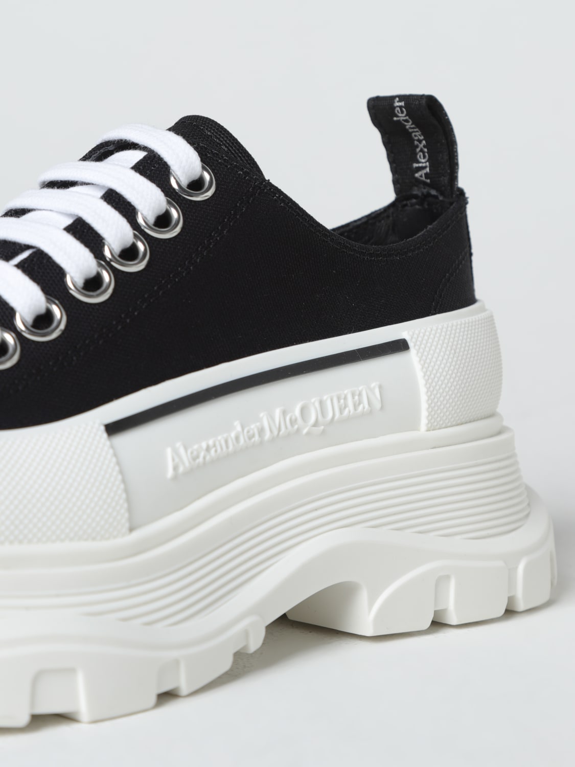 MCQUEEN SNEAKERS: McQueen Tread Slick sneakers in canvas and rubber, Black - Img 4