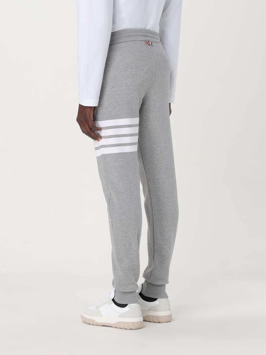 THOM BROWNE: Pants men - Grey | Thom Browne pants