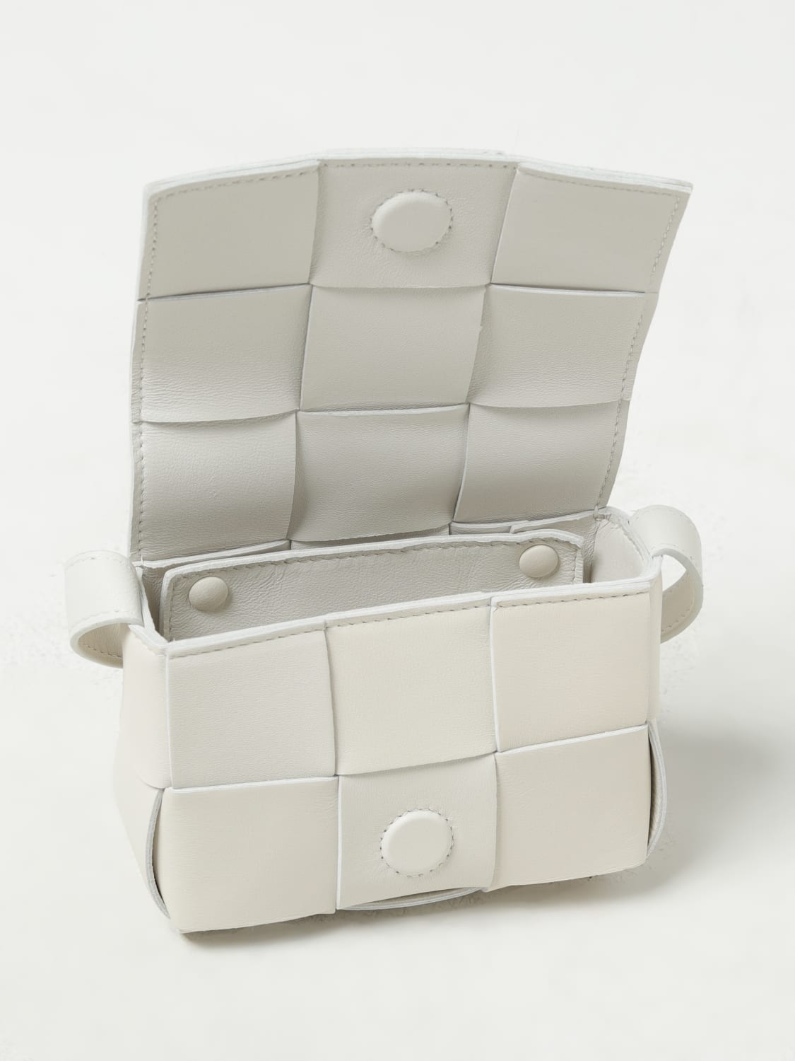 トートバッグ Bottega Veneta Mini Leather Cassette White Bottega Veneta Small Cassette Bag | Neiman Marcus