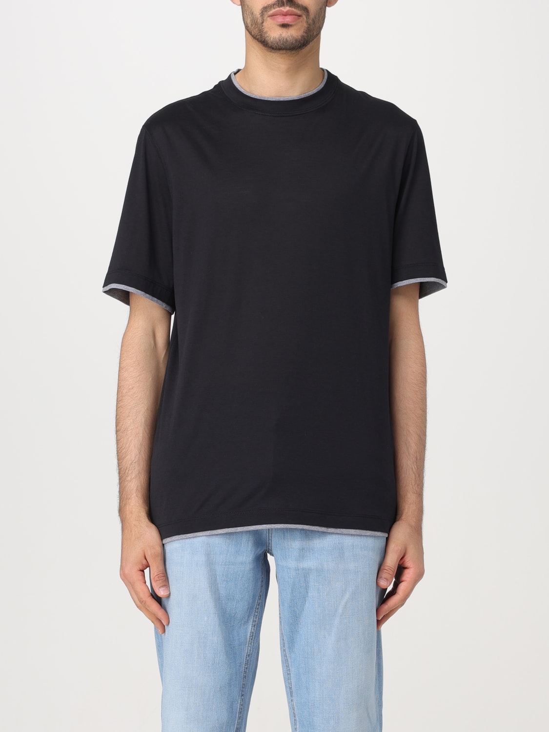 Tシャツ・カットソー BRUNELLO CUCINELLI Men T-shirt Grey MD8217427 CWD40 T-shirt with faux-layering for Man in Dark Grey | Brunello