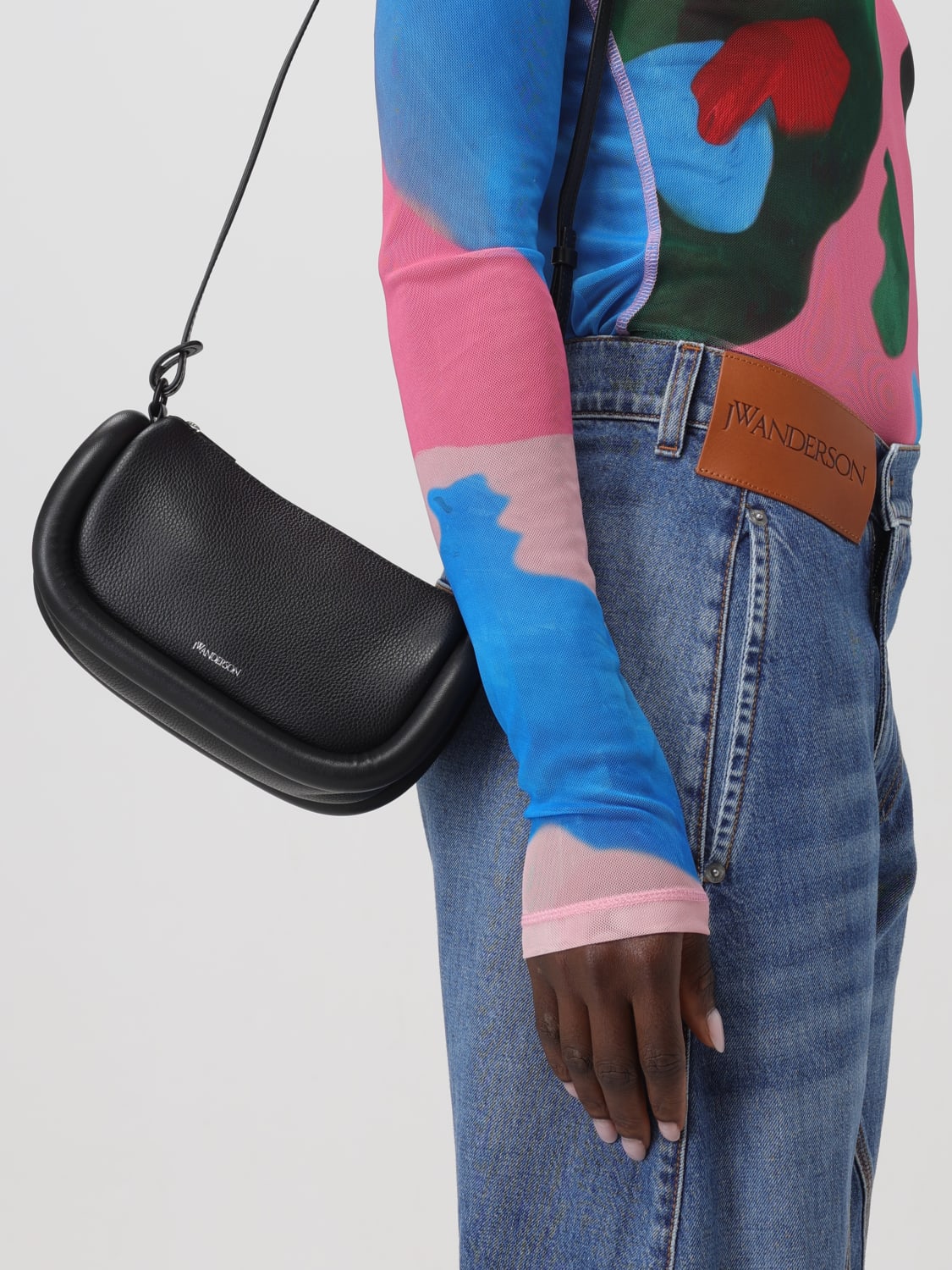 JW ANDERSON BORSA MINI: Borsa The Bumper JW Anderson in pelle a grana, Nero - Img 2