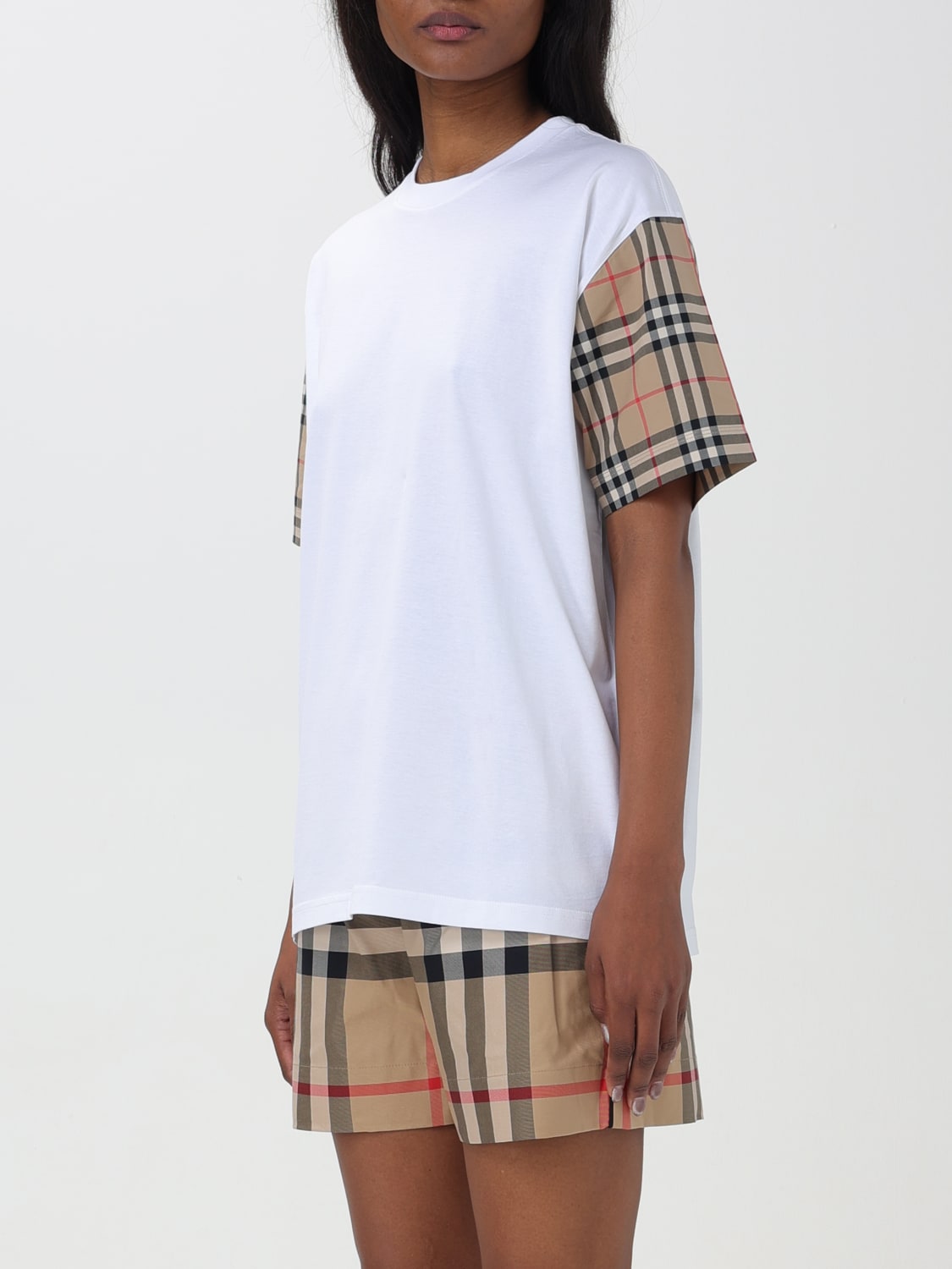 Burberry Outlet: T-shirt woman - White | Burberry t-shirt