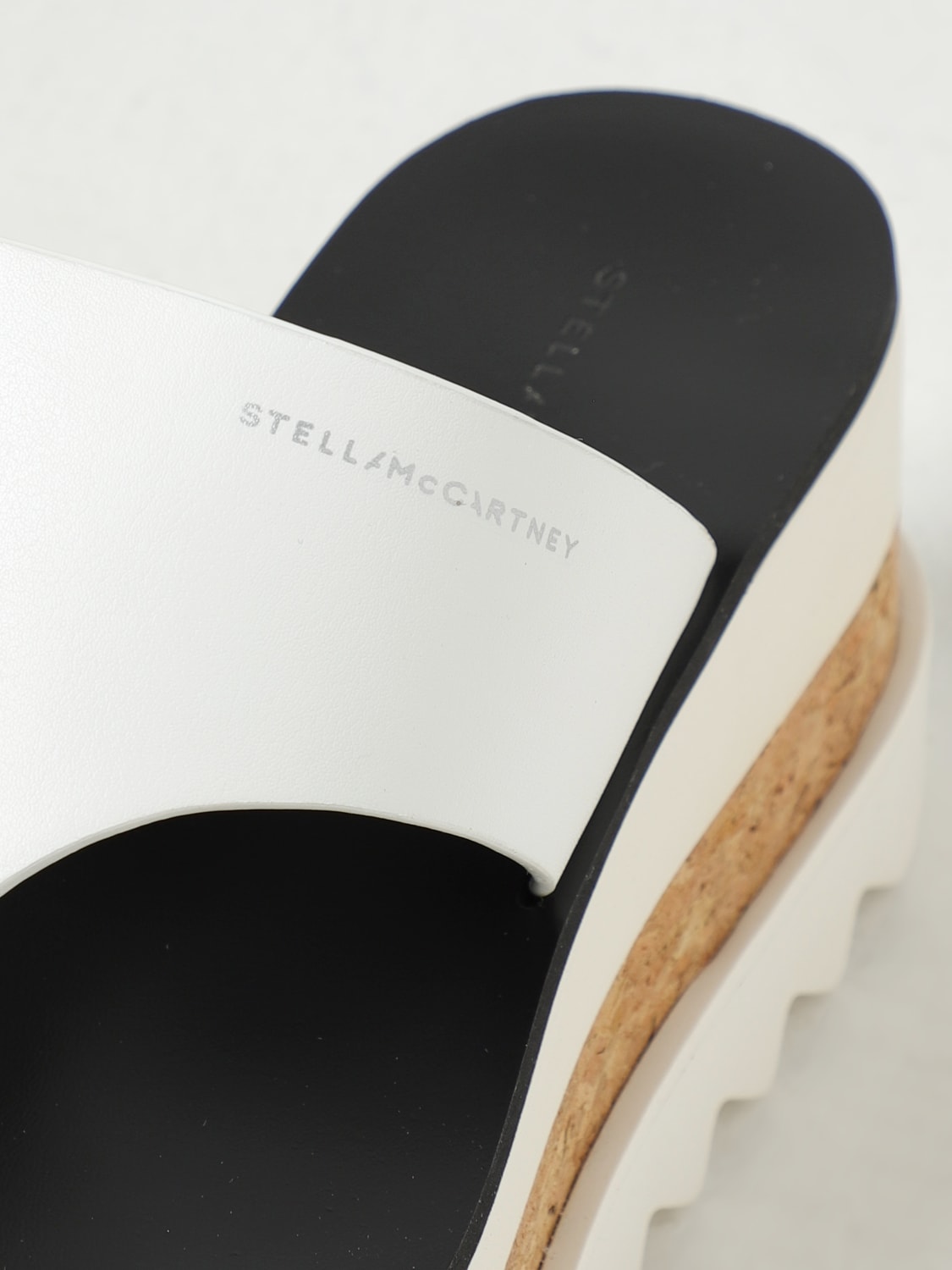 STELLA MCCARTNEY：フラットサンダル レディース - ホワイト | GIGLIO