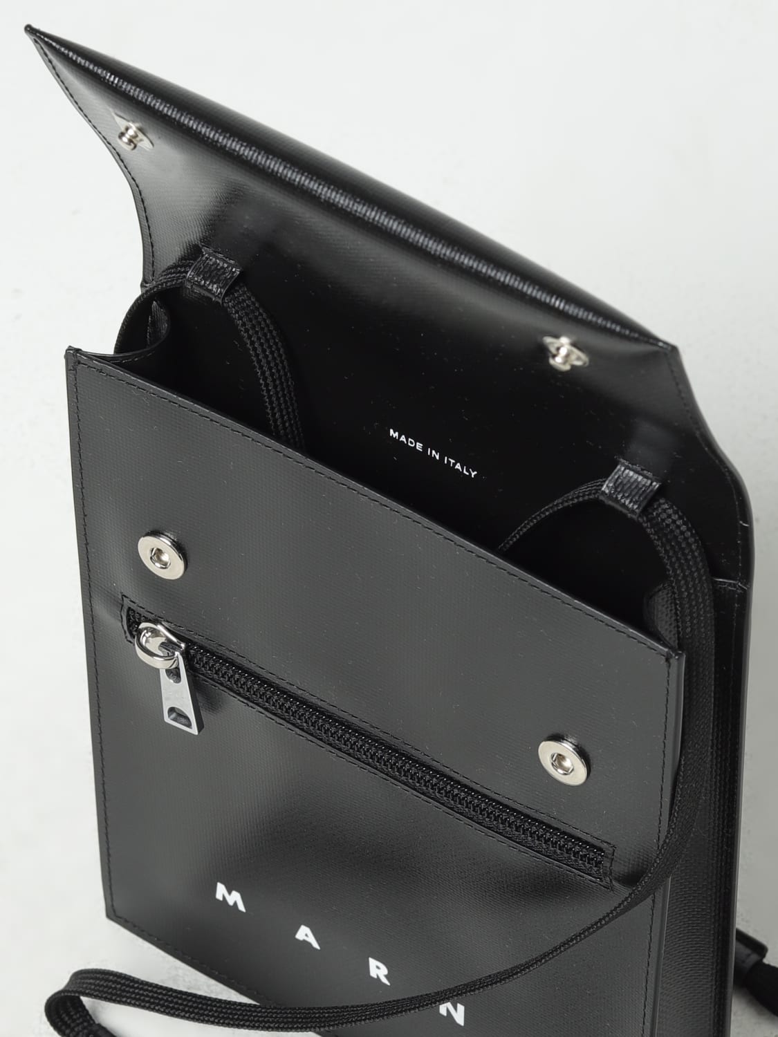 ショルダーバッグ MARNI Men Shoulder bag Black SBMQ0036A1P5769 00N99 MARNI: Bags men - Black | Marni shoulder bag SBMQ0036A1P5769