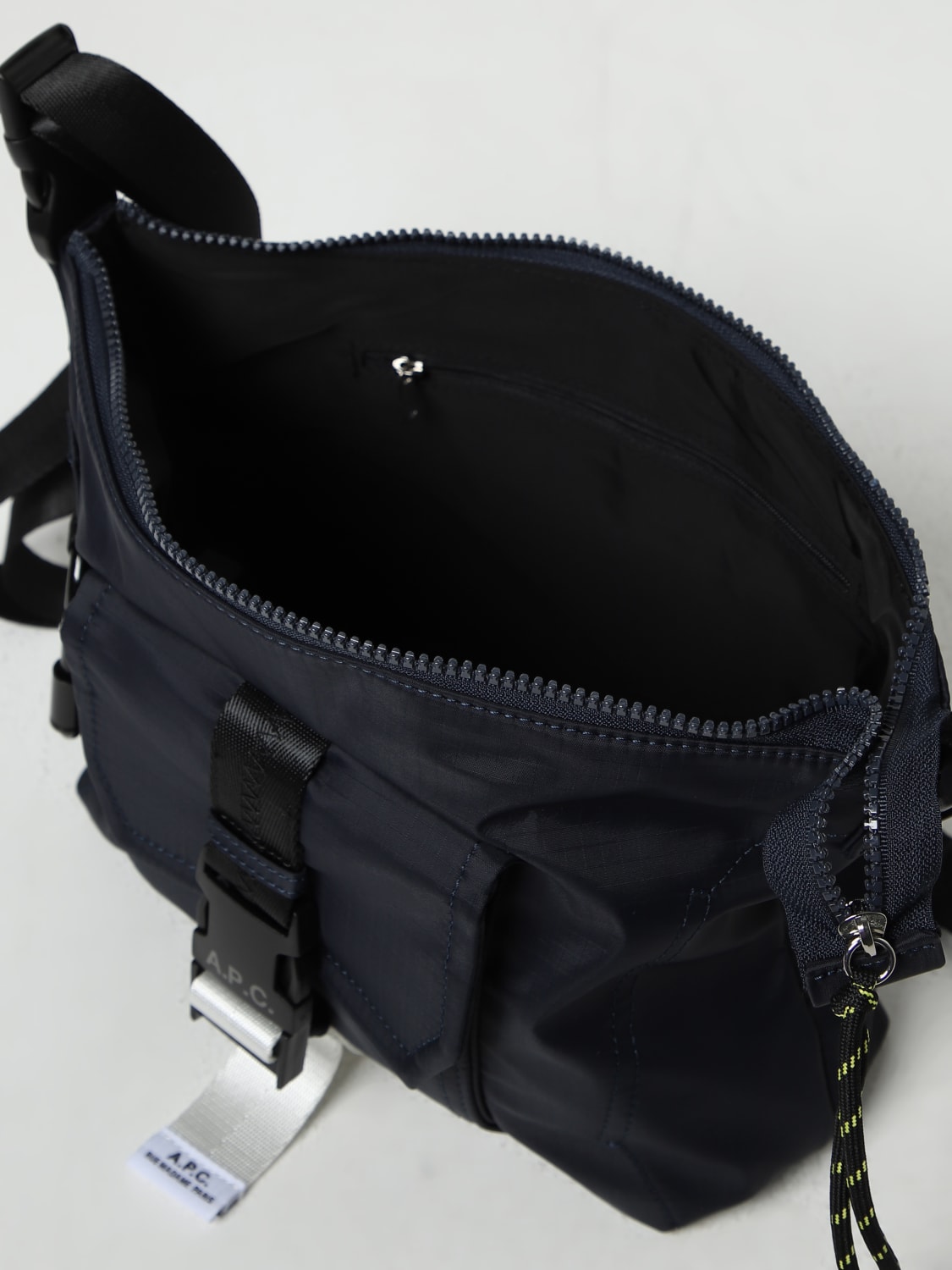 A.P.C. BORSA A TRACOLLA: Borsa Trek A.P.C. in nylon ripstop, Blue - Img 4