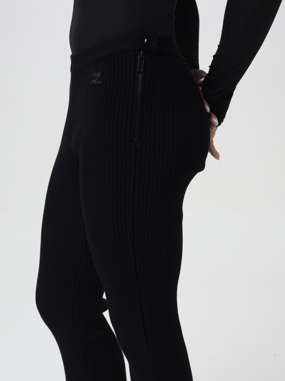 ボトムスその他 COURREGES Women Pants PERMPA017FI00019999 Black COURRÈGES - Women Ellipse Zipped Twill Pants – Atelier New York
