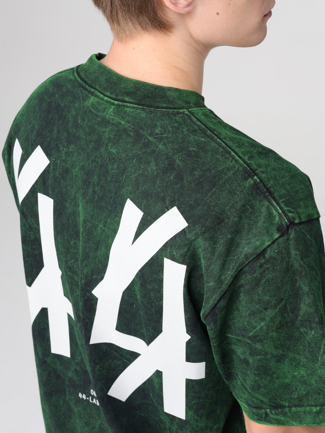 Tシャツ・カットソー 44 LABEL GROUP Woman T-Shirt Green B0030590FA582 P644 44 LABEL GROUP Printed t-shirt | Green | FARFETCH