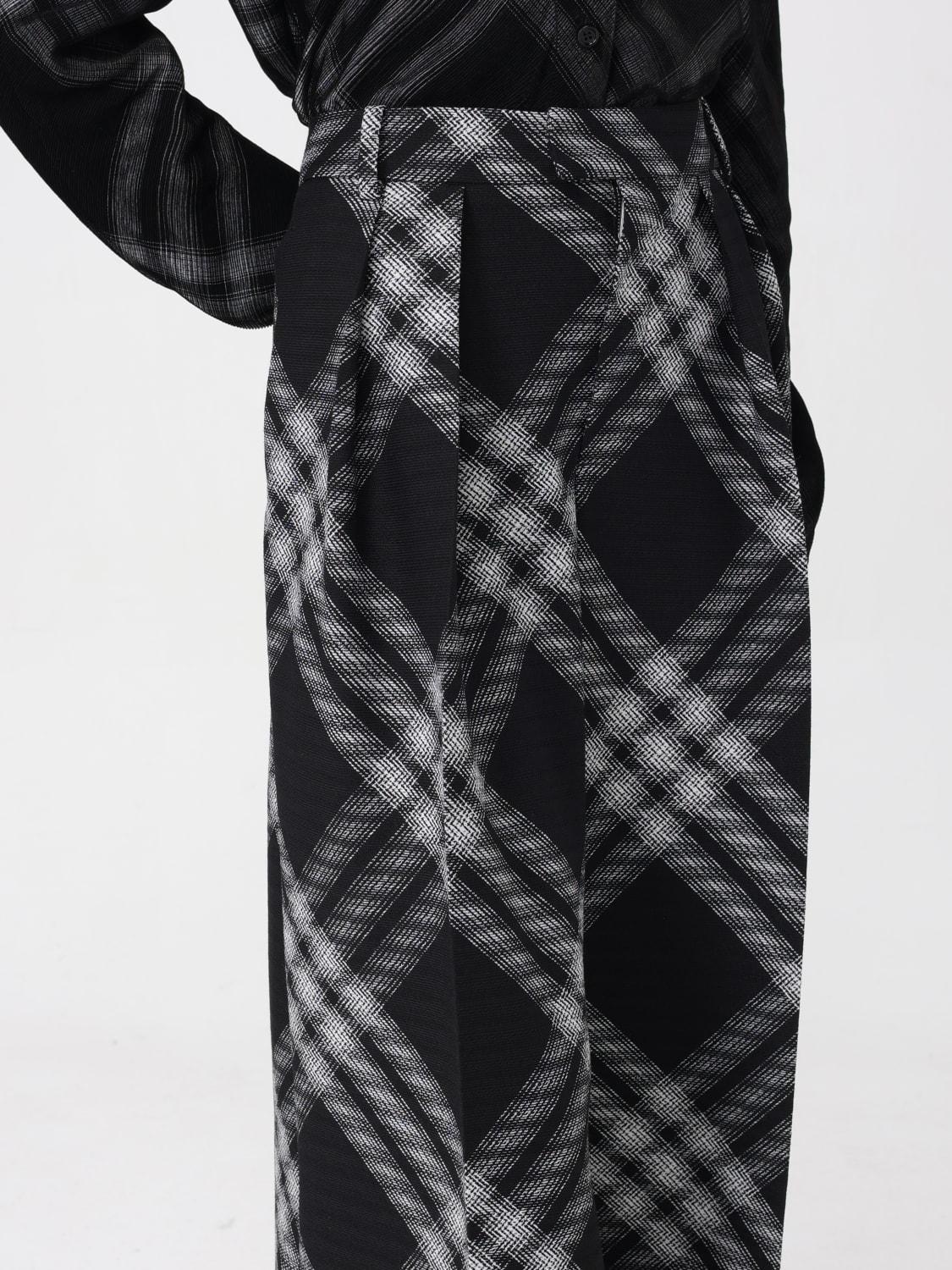 BURBERRY: Pants woman - Black | Burberry pants 8081401