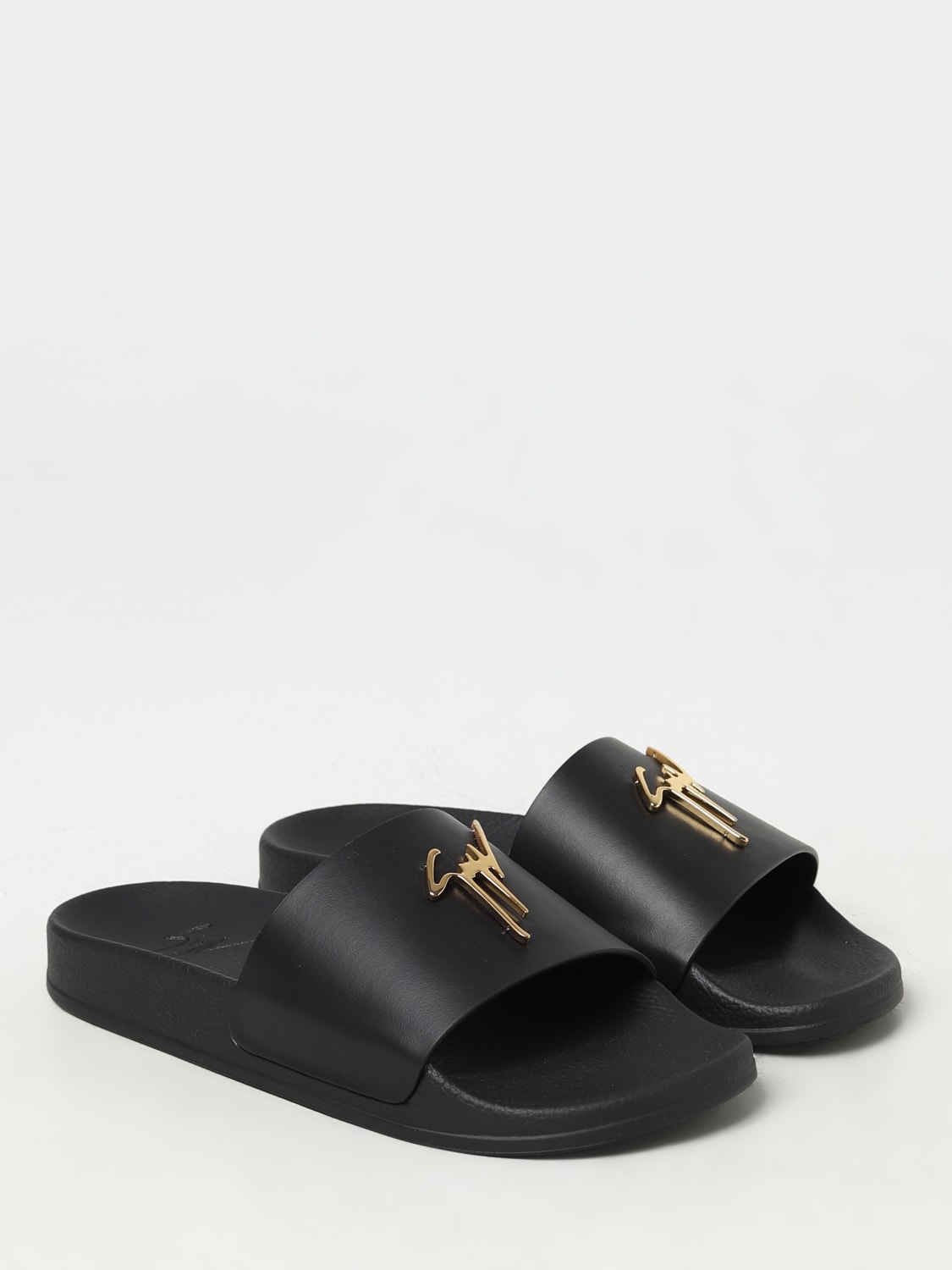 Giuseppe zanotti flat sandals online