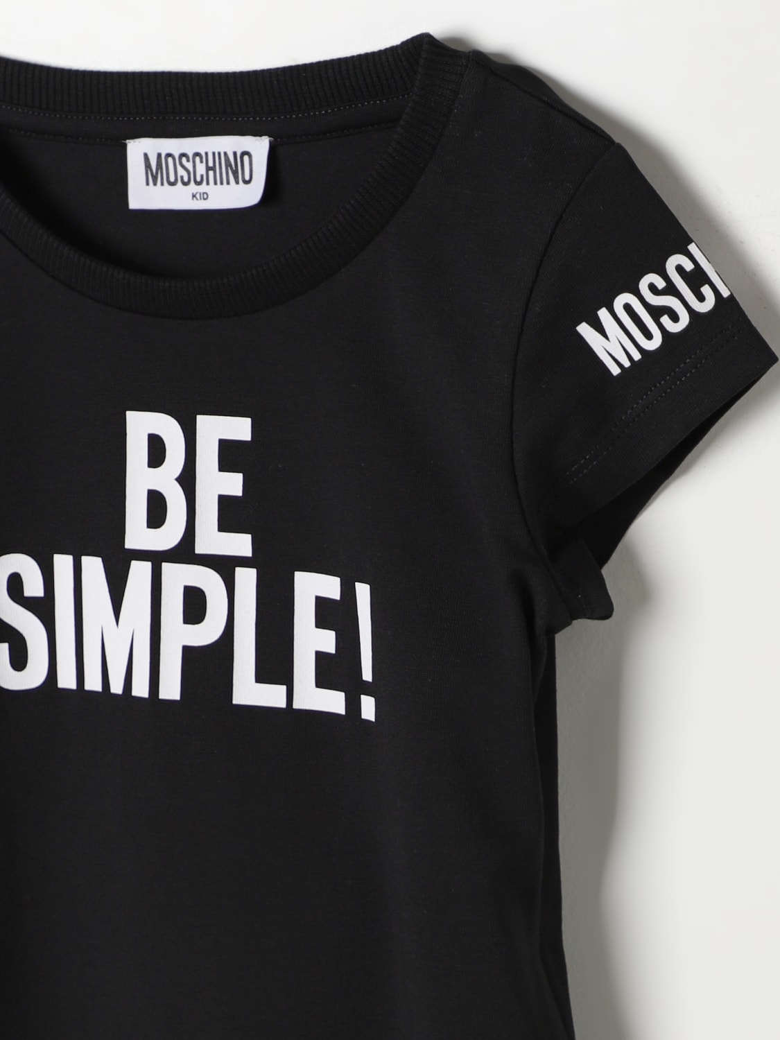 MOSCHINO KID：Tシャツ ボーイ - ブラック | GIGLIO.COMオンラインのMoschino Kid Tシャツ HEM055LBA00