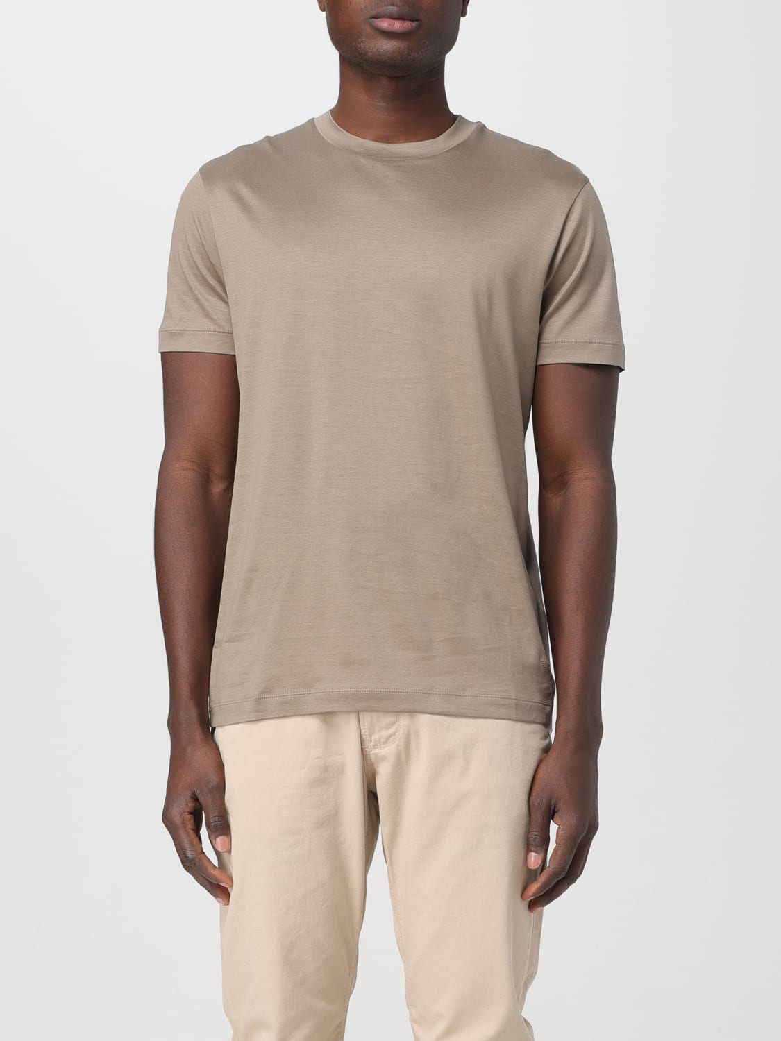 Tシャツ・カットソー GIORGIO ARMANI Men Tops GM000981 AF14552 6172 Beige undefined