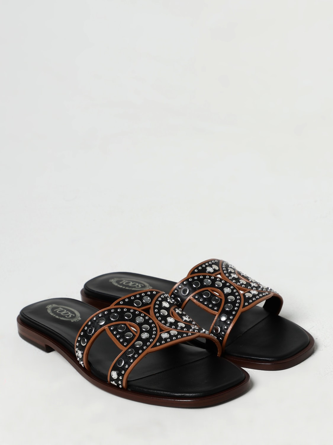 TOD'S SANDALI BASSI: Sandalo Tod's in pelle con borchie , Nero - Img 2