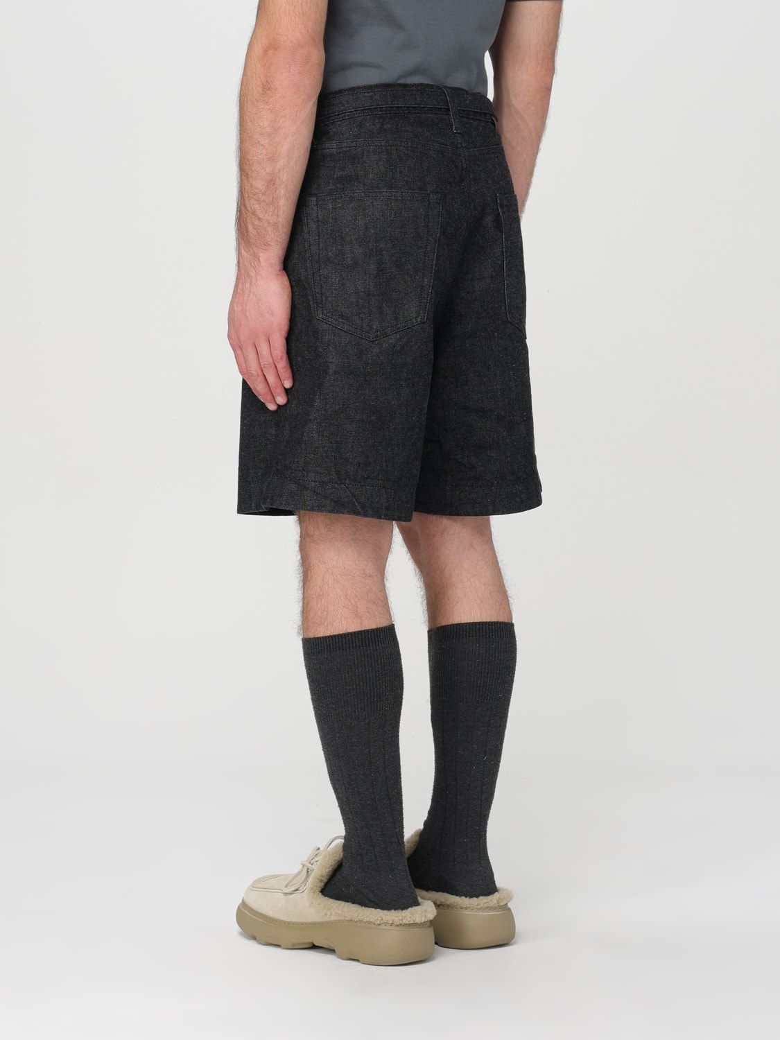 SACAI：ショートパンツ メンズ - ブラック | GIGLIO.COMオンラインの