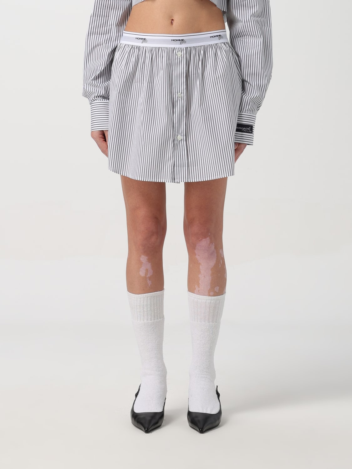 HOMMEGIRLS：ショートパンツ レディース - ブラック | GIGLIO.COMオンラインのHommegirls ショートパンツ HGSK004