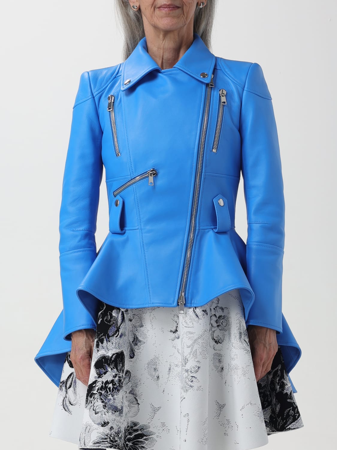 ジャケット ALEXANDER MCQUEEN Woman Jacket Blue 794137QMACS 4297 ALEXANDER McQUEEN Women's Peplum Denim Jacket Blue Cotton 40