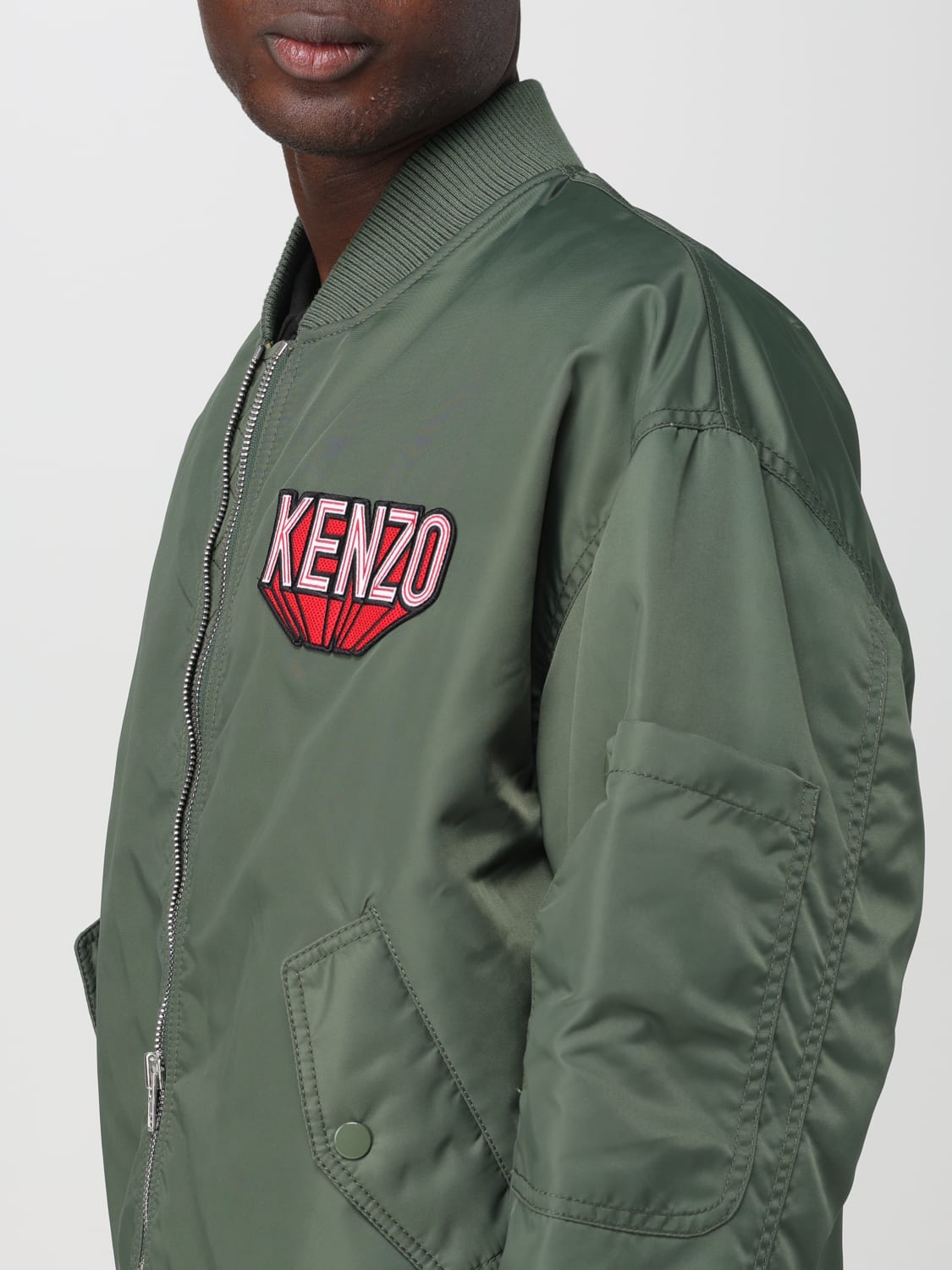 KENZO ミリタリー　ジャケット 未使用 KENZO ケンゾー ミリタリージャケット FC65OU1229OC 22AW N-3B