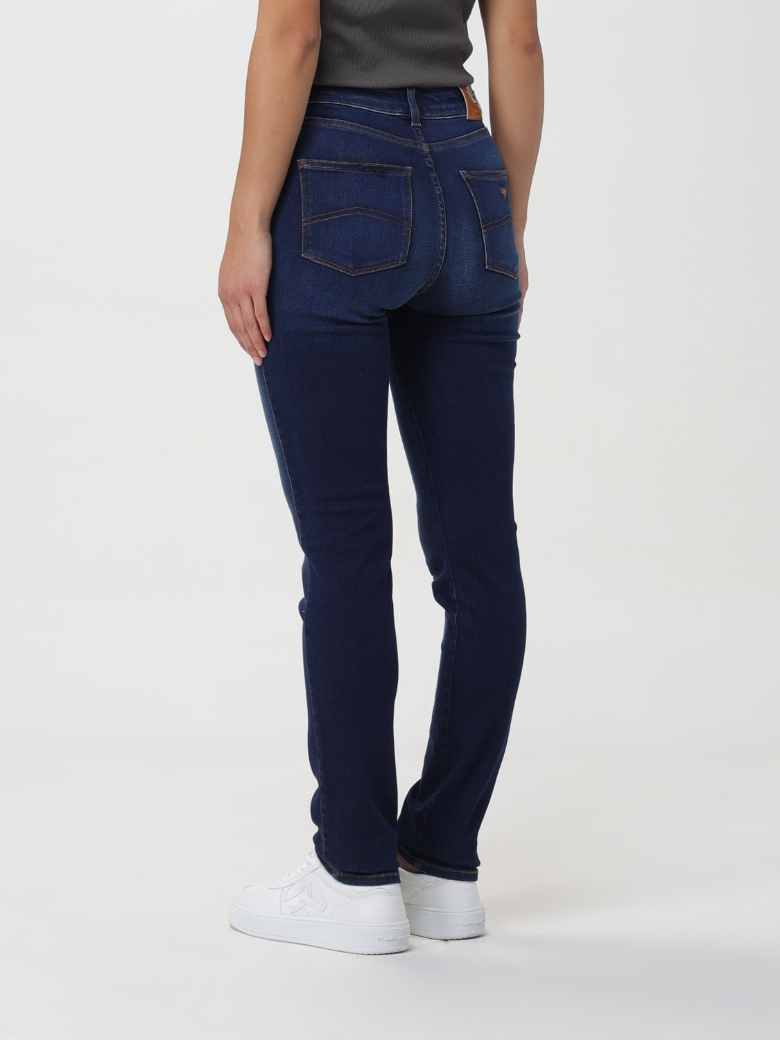 Emporio Armani Outlet Jeans femme Bleu Jeans Emporio Armani 6R2J182DAXZ en ligne sur GIGLIO.COM