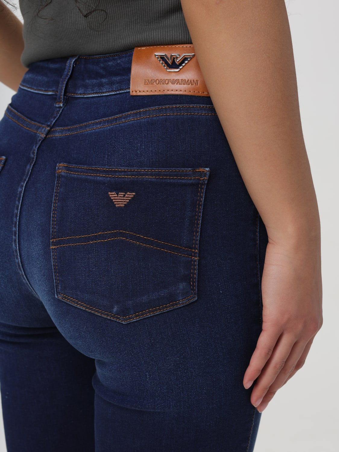 Jeans femme armani hotsell